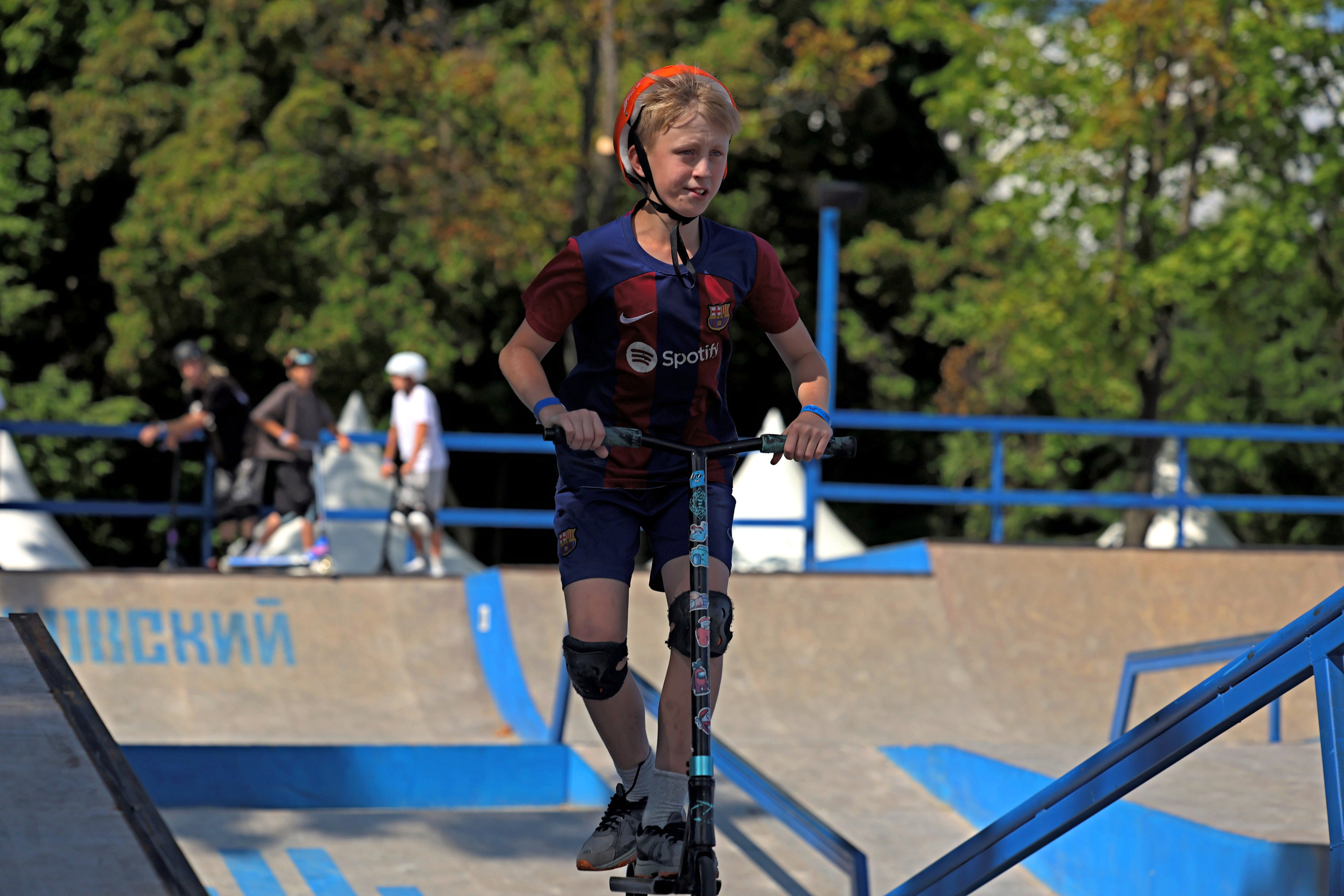 Лето в Москве — ЛУЖНИКИ 2025. Москва 2030. Репортажный фотограф, спортивный фотограф в Москве и области