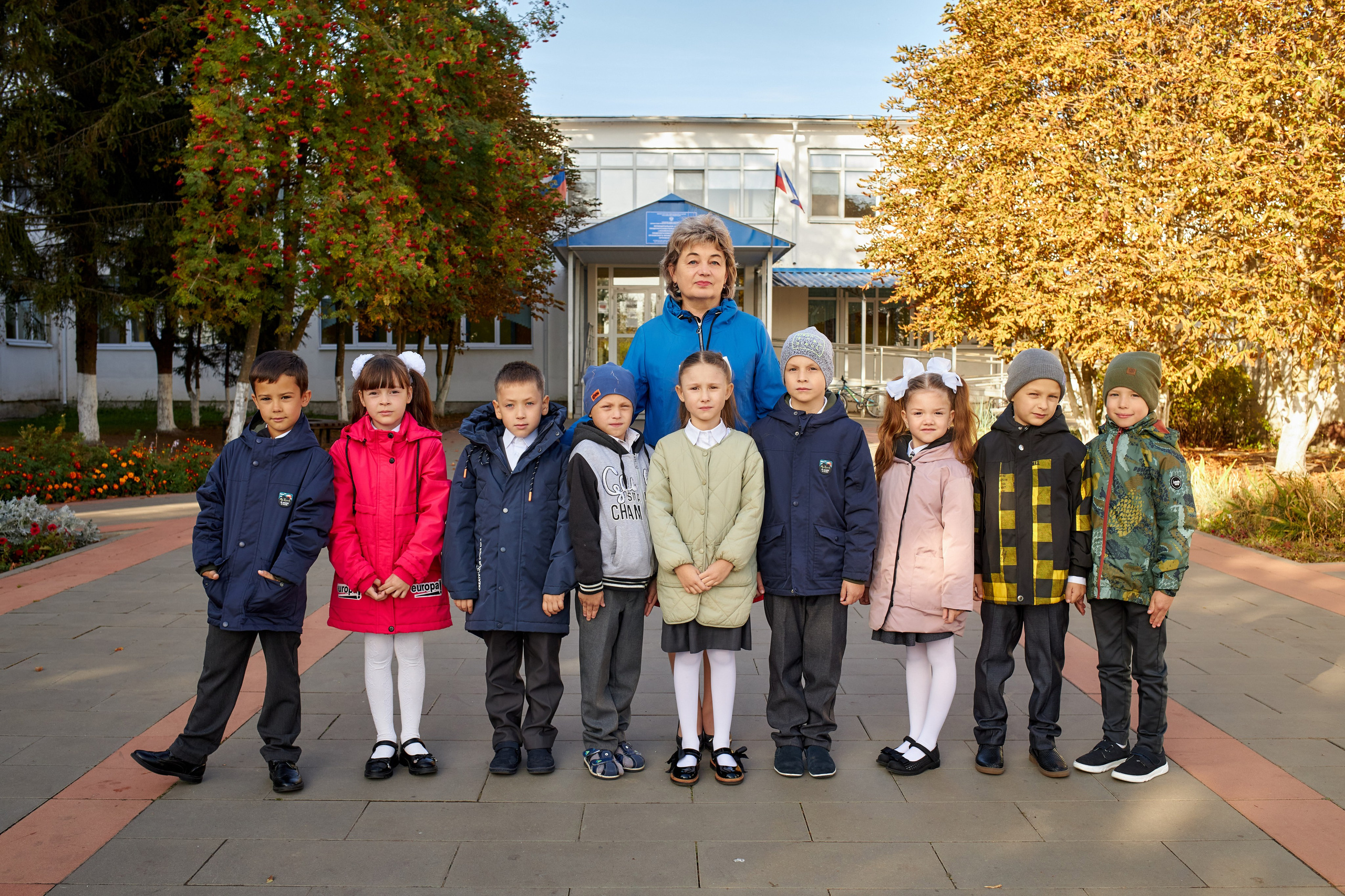 Для средней школы. Школьный фотограф Леонова Наталия