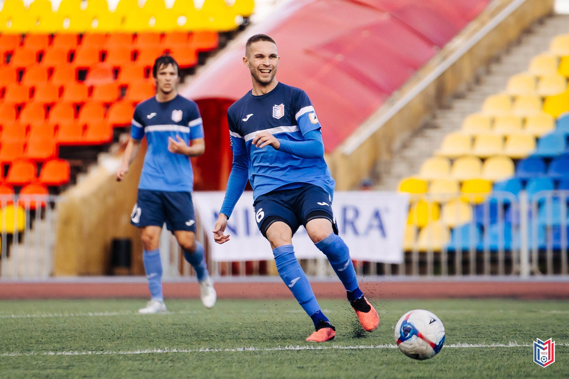 ФК «Металлург-Магнитогорск» — «СибГУФК Иртыш-2» // 21.09.24. Денис Прохоров Фотограф в г. Магнитогорск