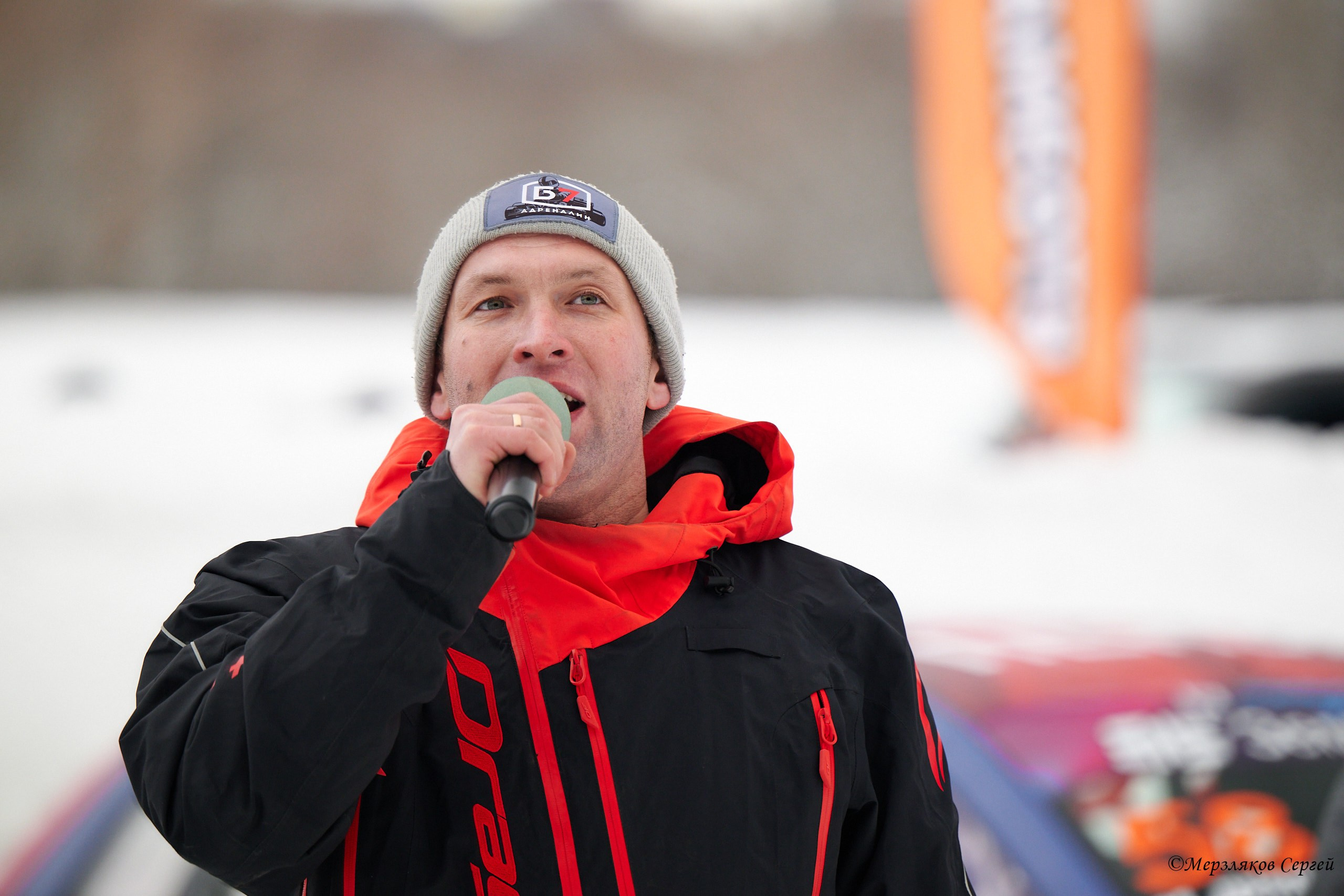 Трековые автогонки на льду Чемпионат России. Спортивный репортажный фотограф в Ижевске Сергей Мерзляков