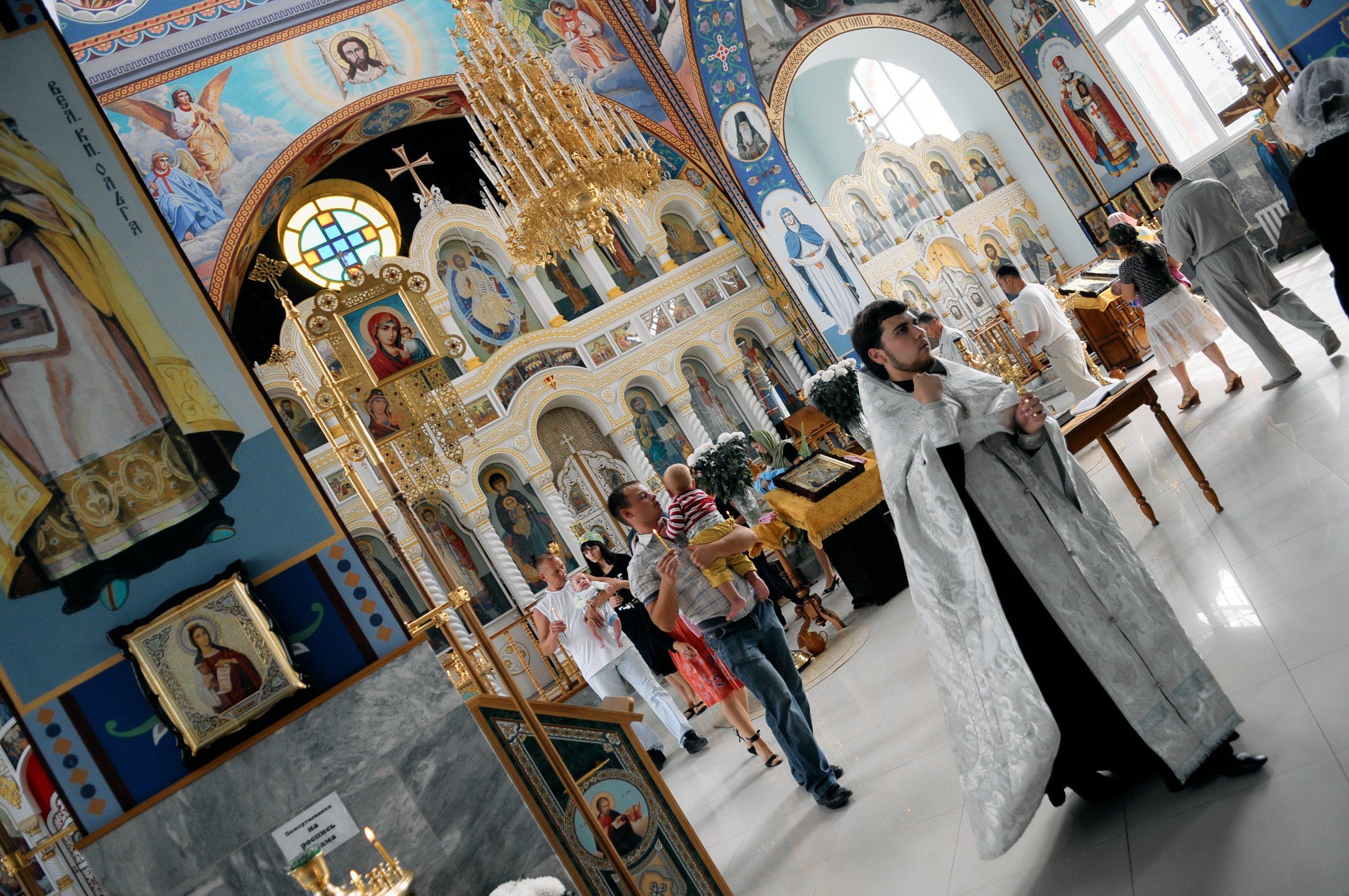 Фотосъёмки в храме. Юрий Березнюк. Фотограф в Новороссийске. Фотожурналистика