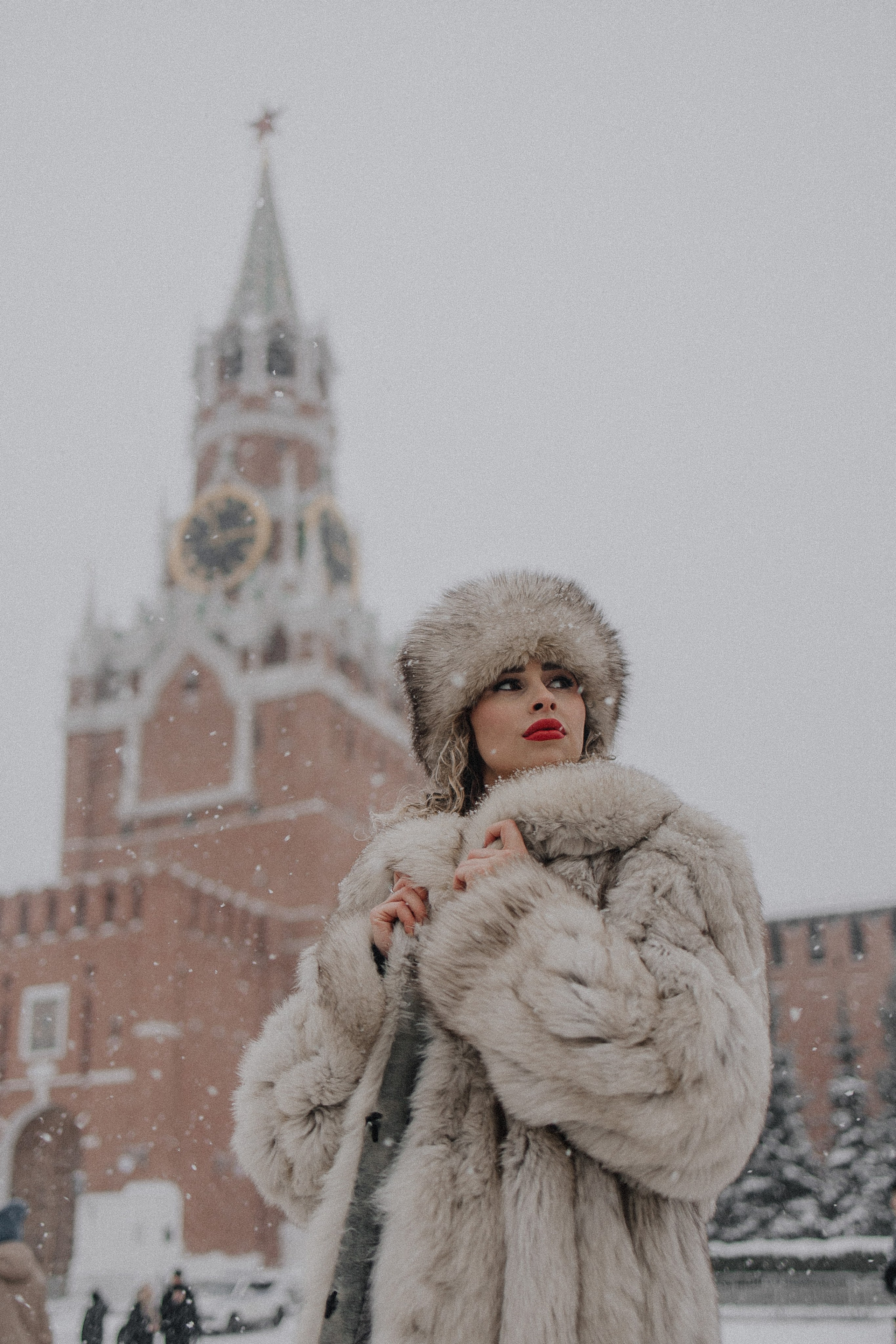Фотосессия в стиле russian girl рашн герл под ключ в Москве. Креативная фотосессия Москва. Фотограф Москва. Фотосессия в Москве. Фотограф в Москве Валерия Рожкова
