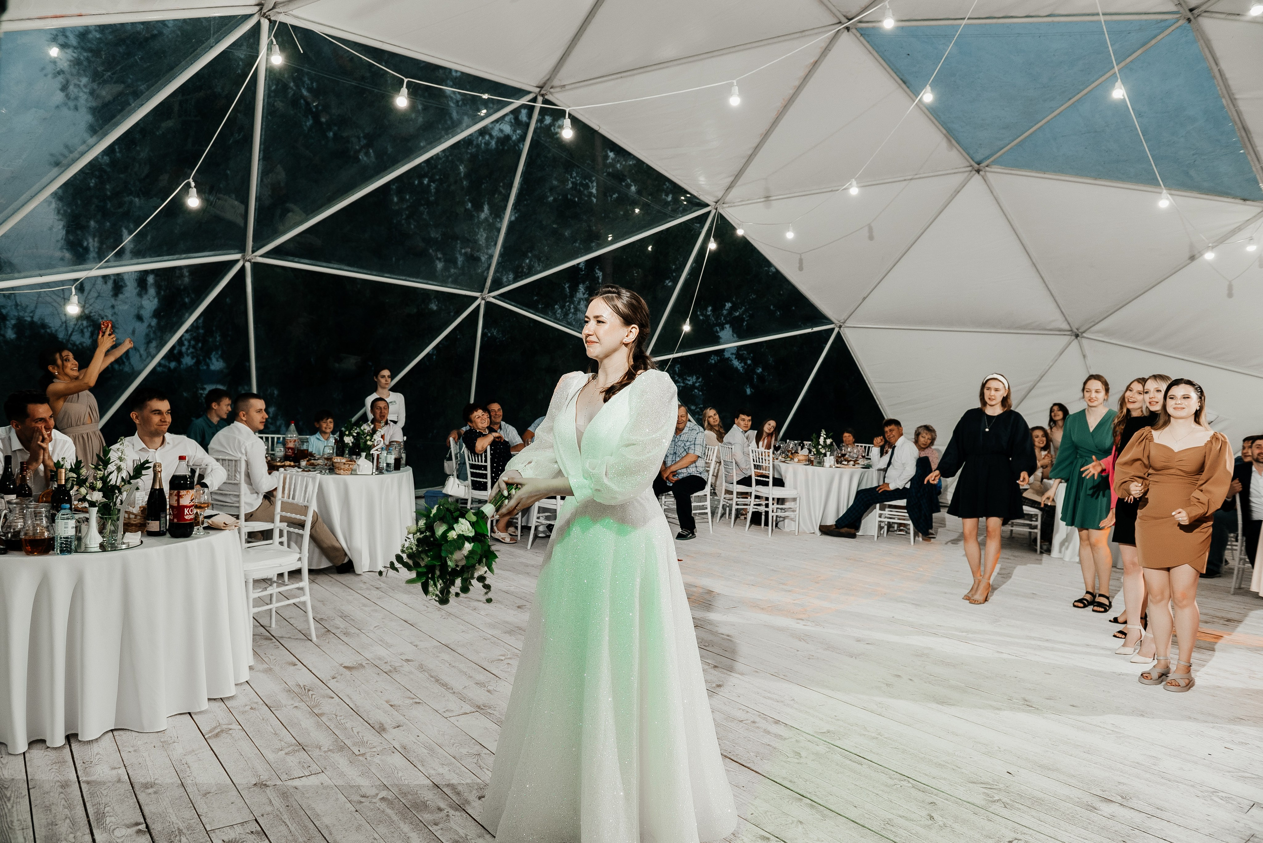 Свадебный фотограф в Екатеринбурге. Свадебная фотосъемка. Свадебный фотограф в Екатеринбурге