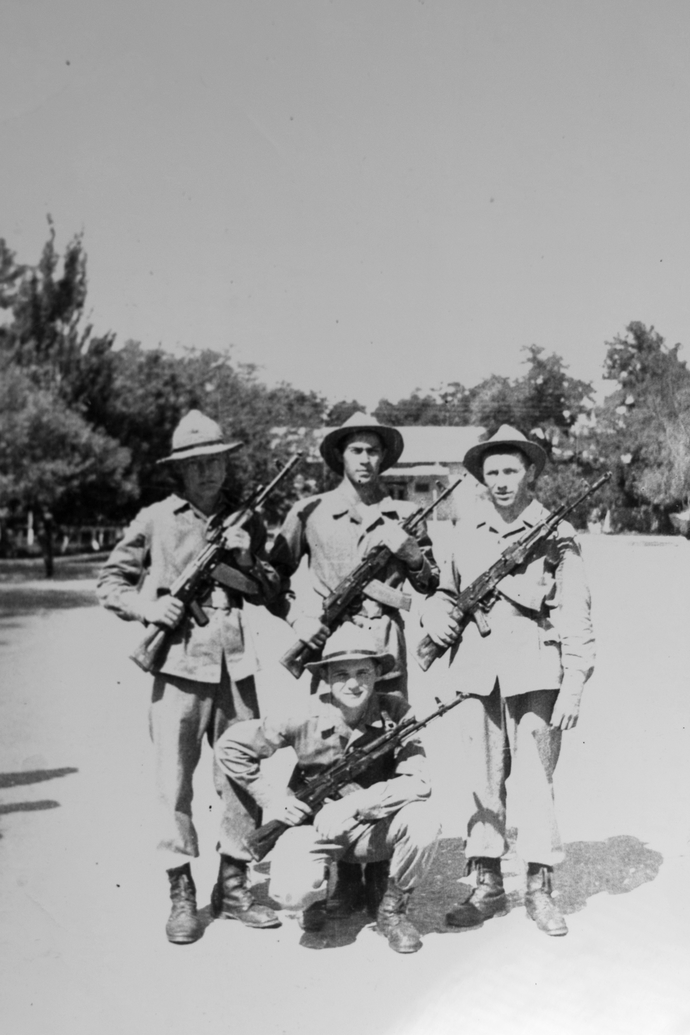 «Здравствуйте Мама, Сергей, Лиля.                                                      Мама 2 дня назад получил от вас 5 писем сразу…Ты пишешь, что будешь писать каждое воскресение, чтобы я получал каждую неделю письмо, но, к сожалению, это не получится, потому что письма в дороге почти постоянно задерживаются, и я буду получать их пачками. Да и времени пока еще маловато, и я не смогу отвечать на каждое письмо, тем более, когда они приходят все вместе, а так это хорошо было бы получать каждую неделю письмо, да и буду, как говорится, в гуще ваших событий.Дела идут у меня потихоньку, работаю, занимаюсь своими служебными делами. Здоровье мое хорошее и меня не подводит, я даже сам удивляюсь, как я на гражданке болел, а сейчас уже полгода, и я еще ни разу не заболел. Правда один раз простудился или продуло, в общем 2 дня поболел и все, а так больше не простужался.Погода у нас вроде нормальная, сегодня выпал первый раз снег и немного морозец прихватил градусов 50, но это может до завтра продержится снег, а так тут снега почти не бывает. Ребята рассказывали, что в прошлый новый год шел дождик и тут бывает только лето, осень и весна, ну иногда на 2-3 дня появляется зима.Ты спрашивала какие нам деньги дают тут, нам выдают 22 чека и еще, к твоему сожалению, курить я не бросил, и с куревом тут проблемы нету, бесплатно выдают сколько хочешь, а в общем по пачке в день.Ну ладно заканчиваю писать письмо потому, что сейчас мне надо идти нести службу. До свидания жду новых писем и новых новостей. Смотрите не болейте там.Крепко обнимаю вас всех и целую ваш Игорь. Передавайте всем привет от меня. 1.12.87» 