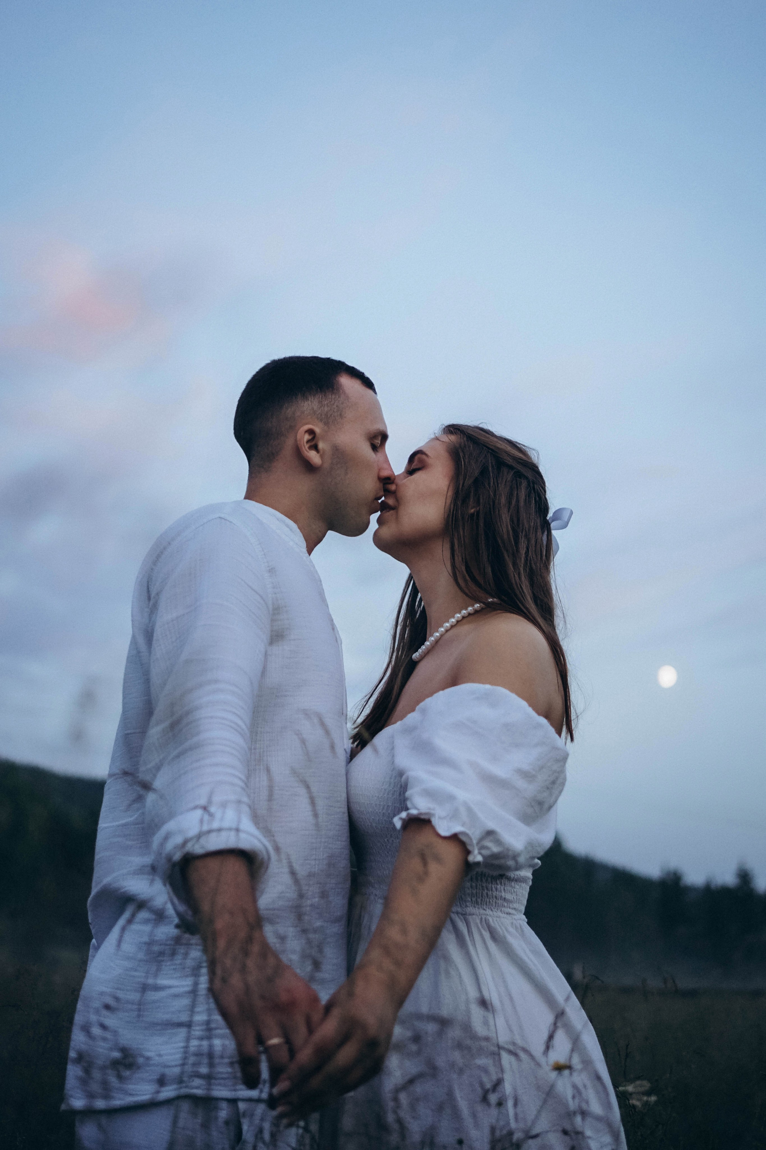 Аня и Паша: регистрация, прогулка по городу, выездная съемка на природе. Фотограф в Иркутске