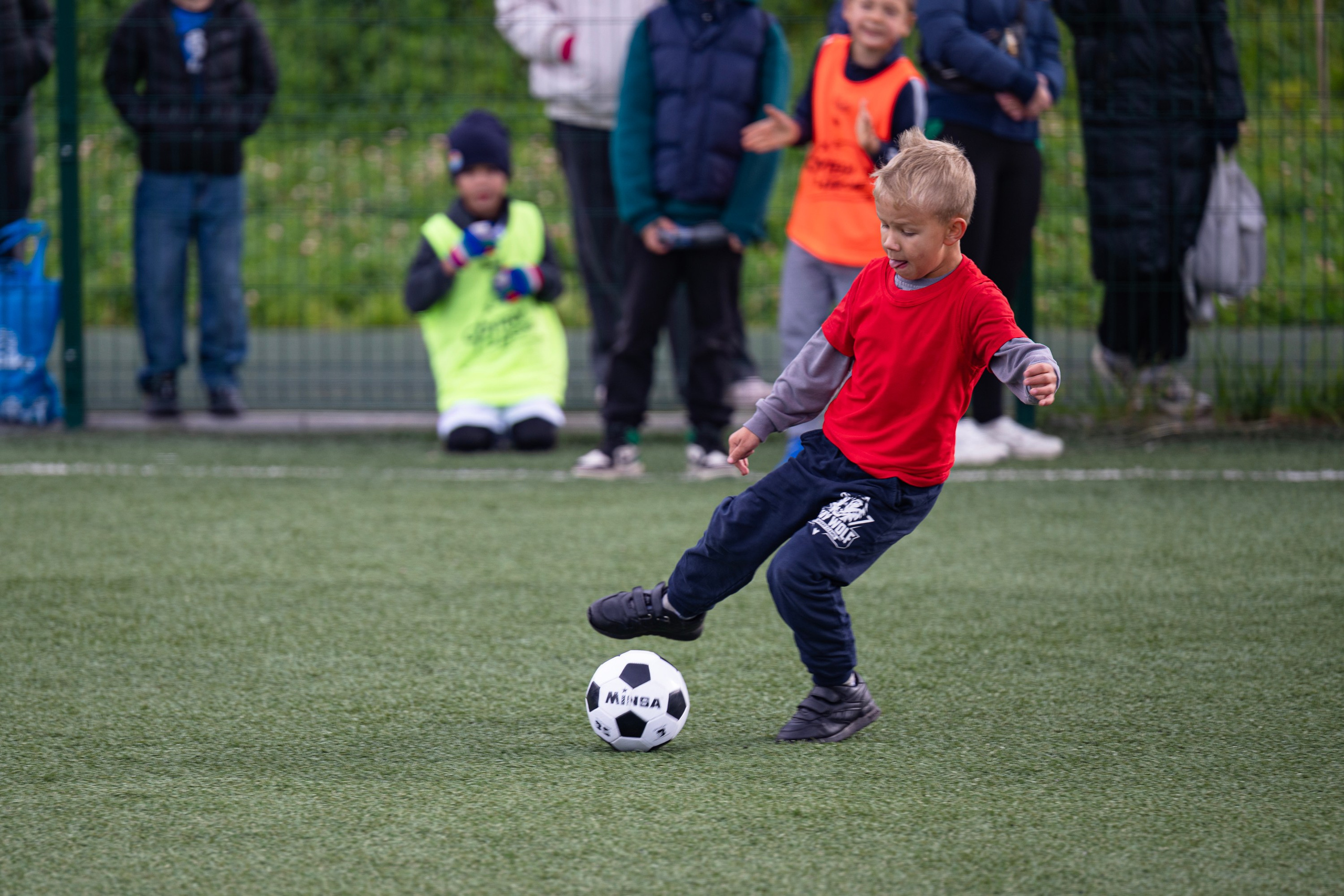Детский футбол. Республика Татарстан, Высокогорский район, с. Высокая Гора. Свадебный фотограф в Казани, и Зеленодольске Радик Мухаметов