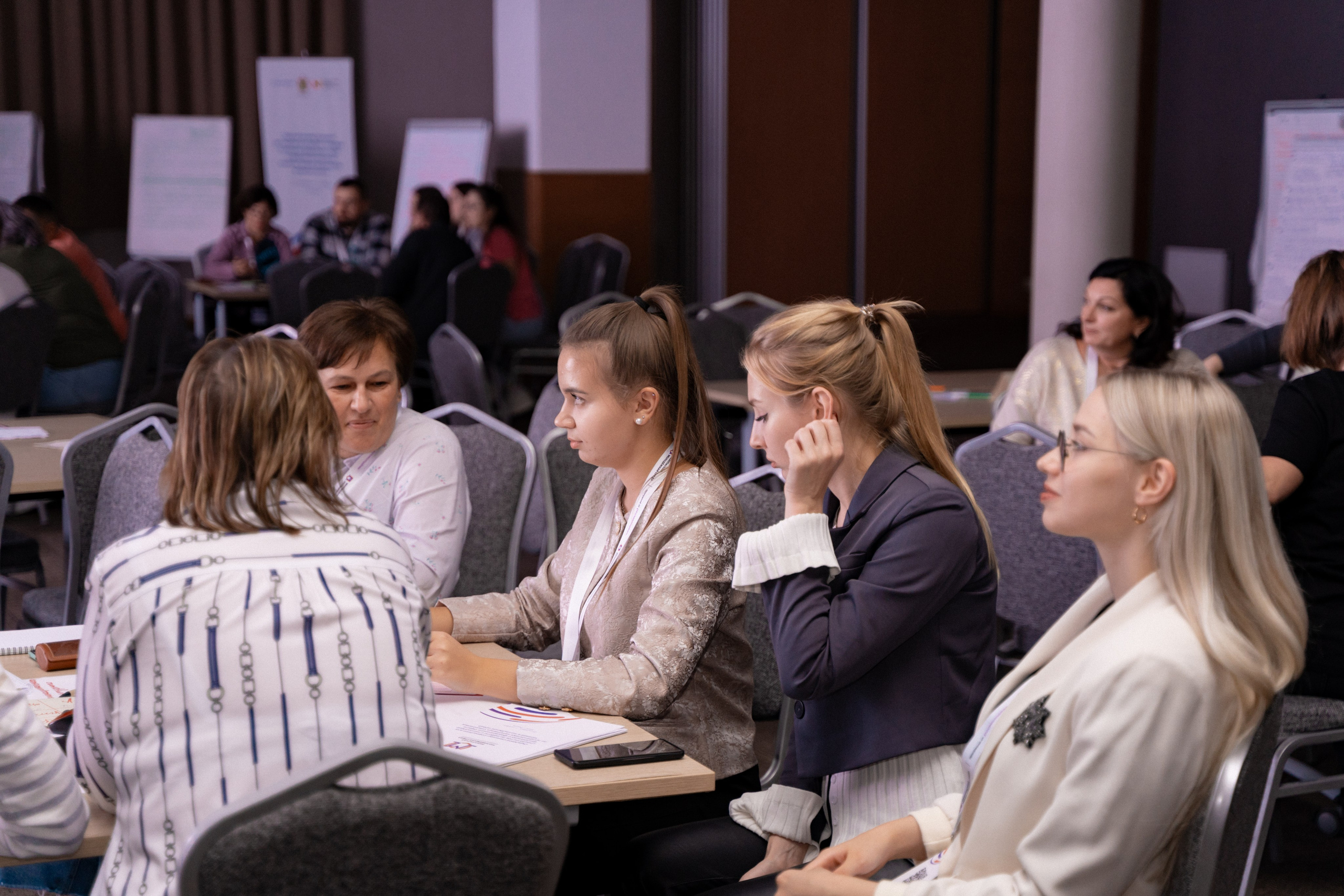 Окружной семинар в сфере профилактики от Росмолодежи в Амаксе 2024. Фотограф Надежда Погребняк | Рязань | Москва