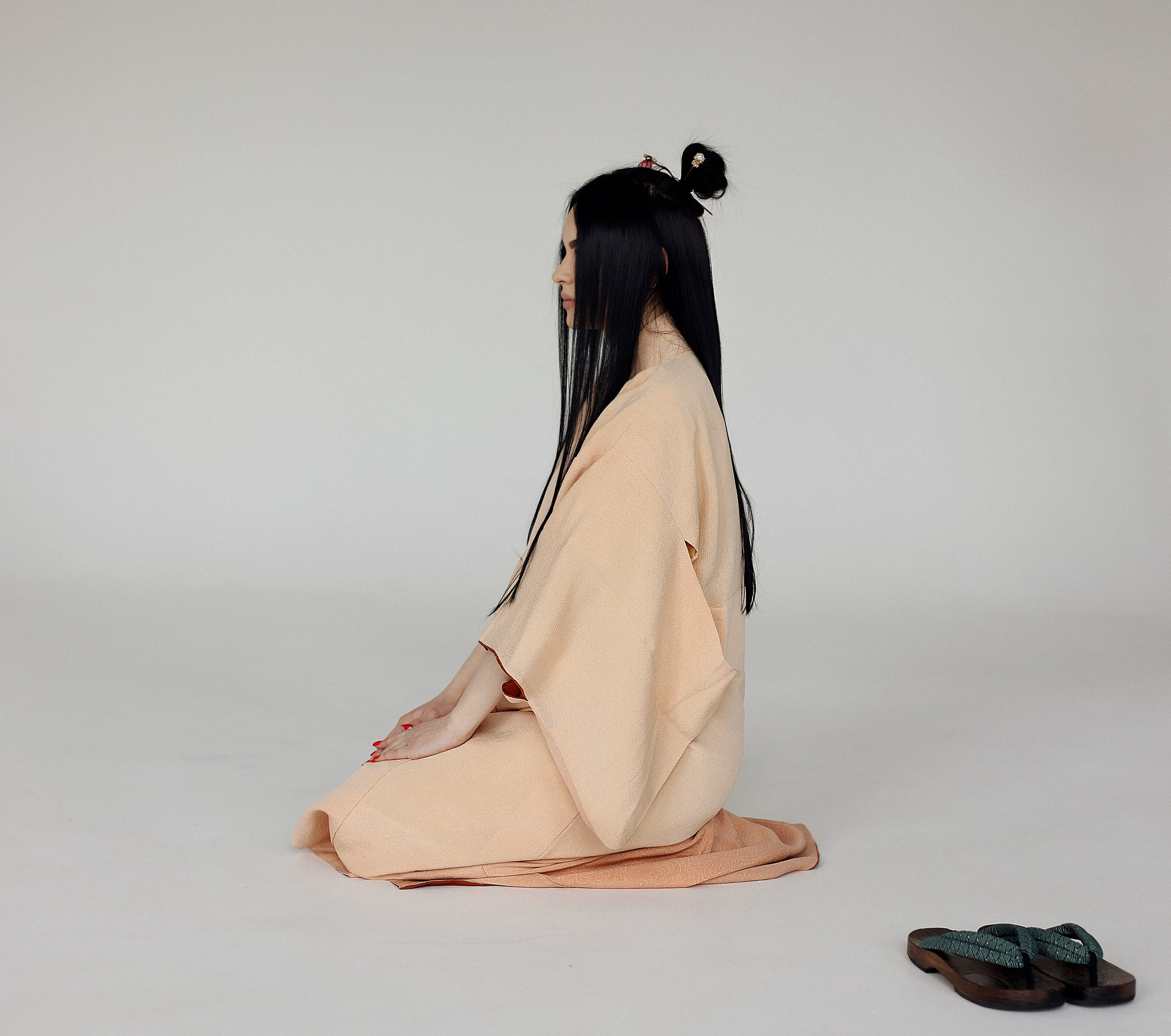 Винтажное кимоно и маска театра Но. Эксклюзивный фотограф японских сказок в Екатеринбурге