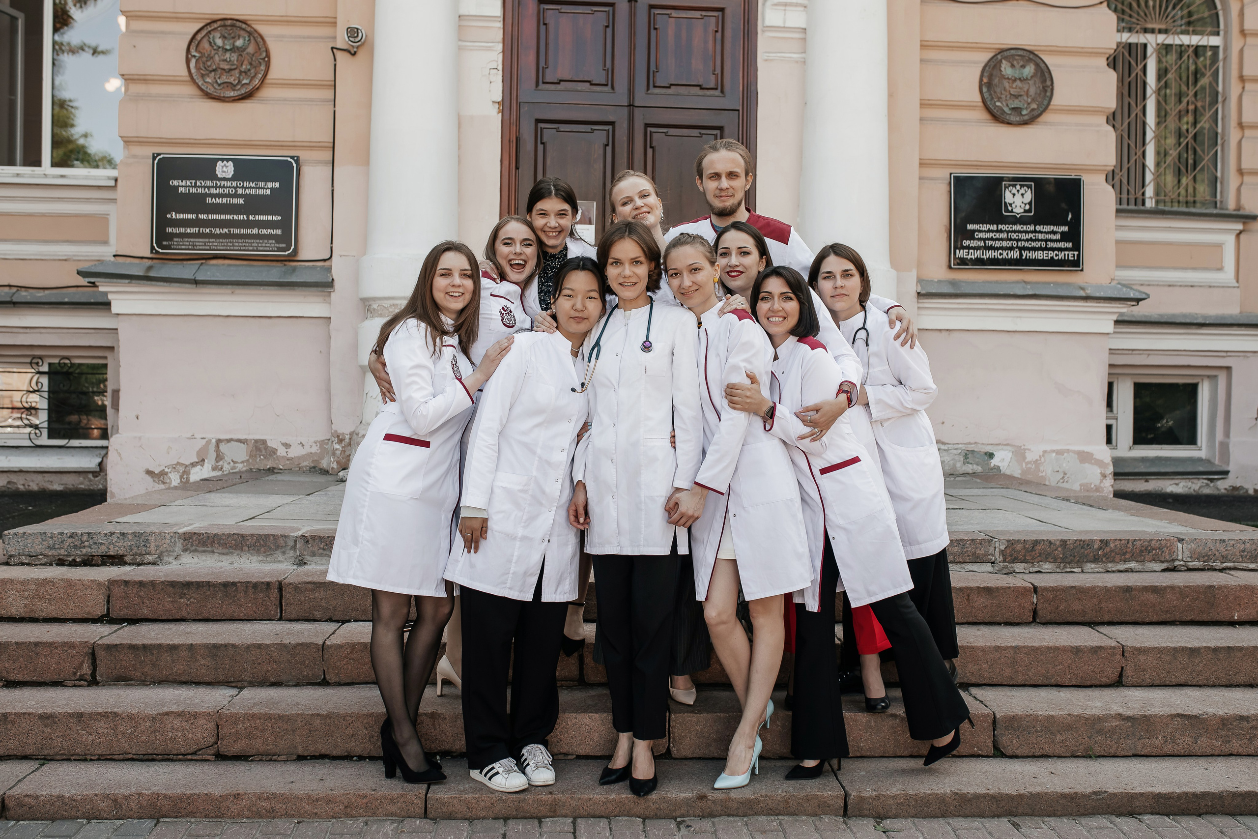 Выпусники СибГМУ Альбом 2. Семейный и свадебный фотограф в Томске Марилова Ольга