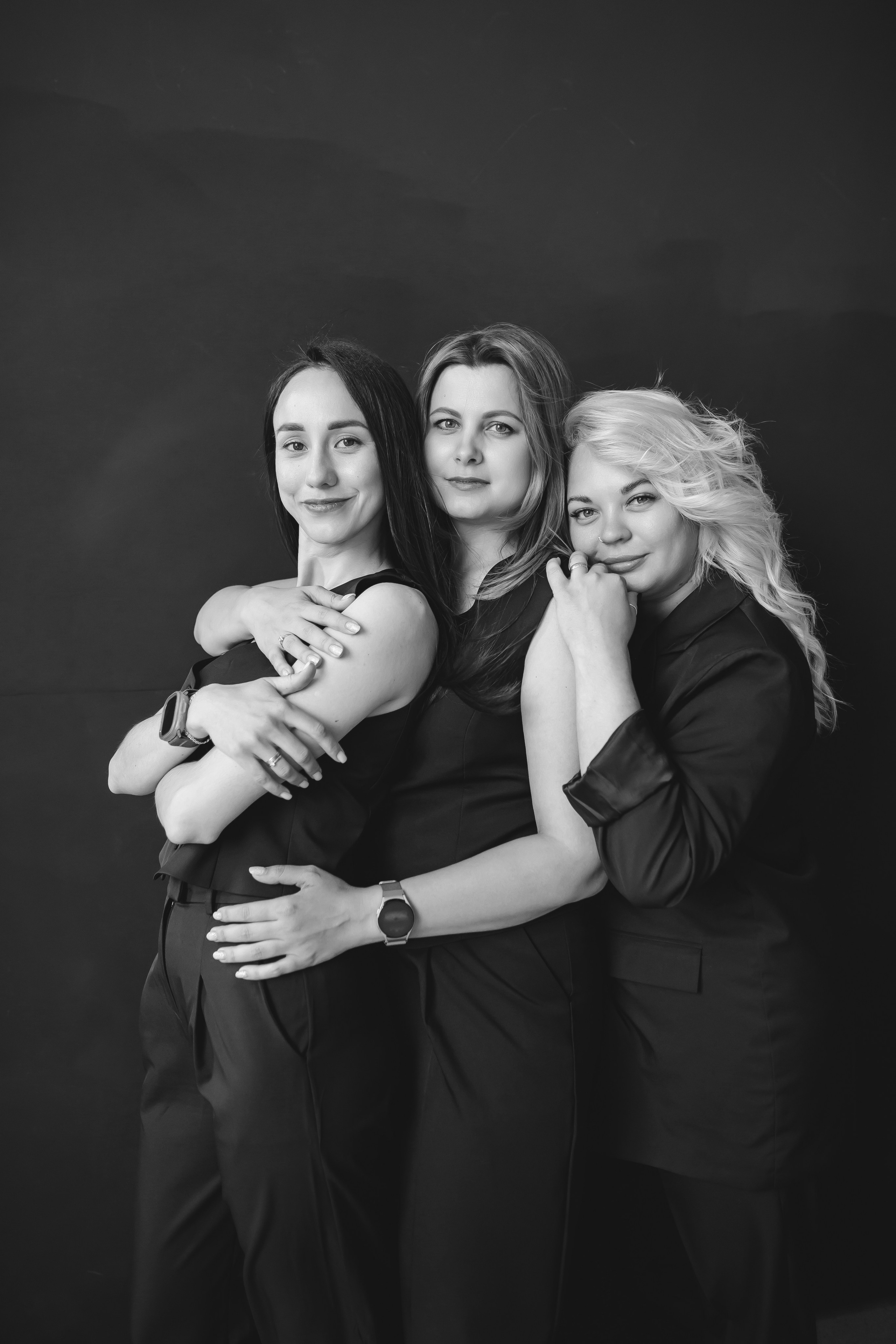 Подруги. Фотограф в Абакане Николай Окунев