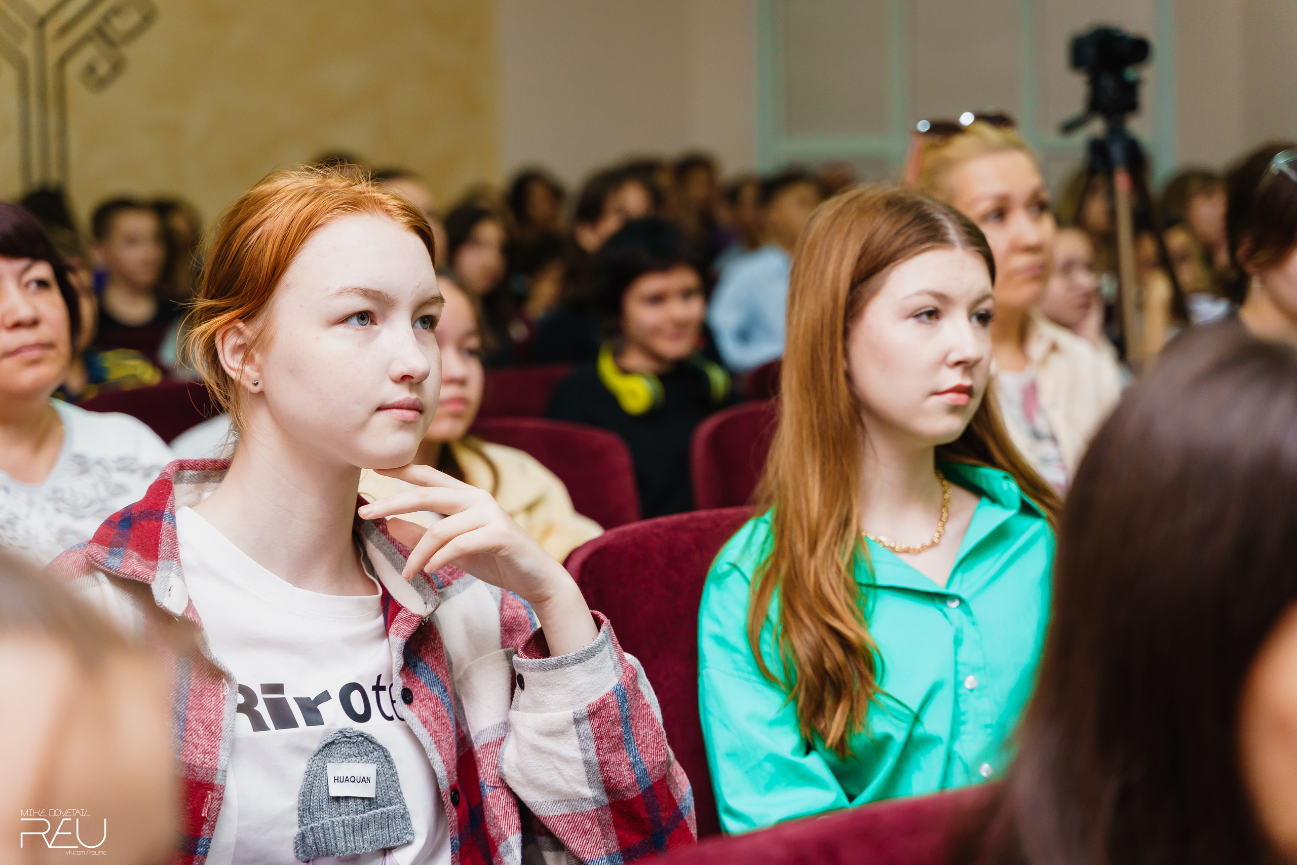 ВЫПУСКНОЙ ШКОЛЫ «Язык Для Успеха» 2023. Mike Dovetail | Портретный и репортажный фотограф