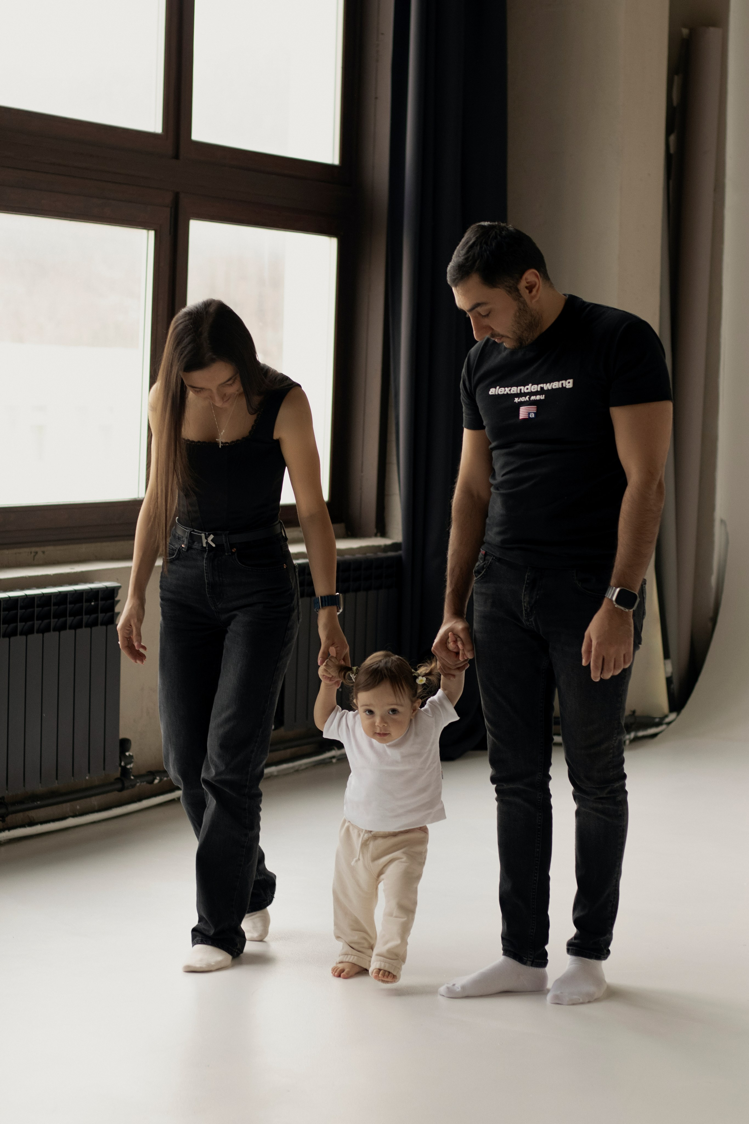 семейная пара с ребенком