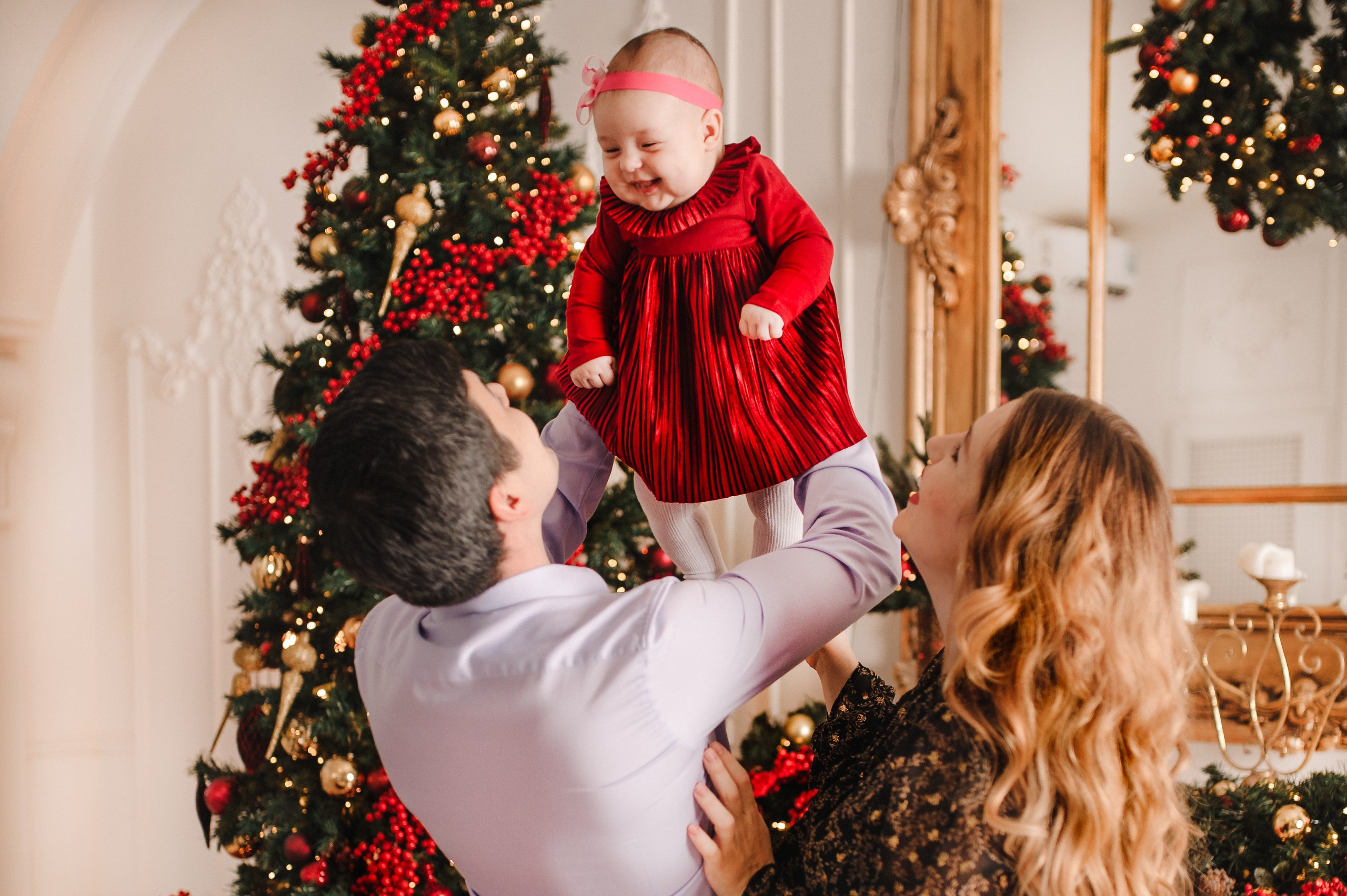 Новогодняя фотосессия в студии. Дмитрий Черяник свадебный и семейный фотограф
