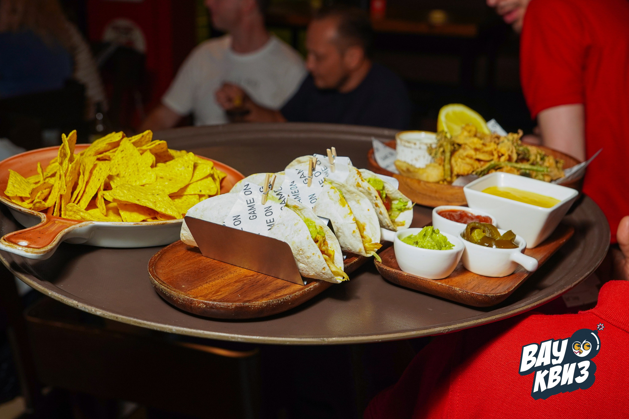 WOW QUIZ DUBAI. Фото | Видео Контент Мишель Ватаманюк