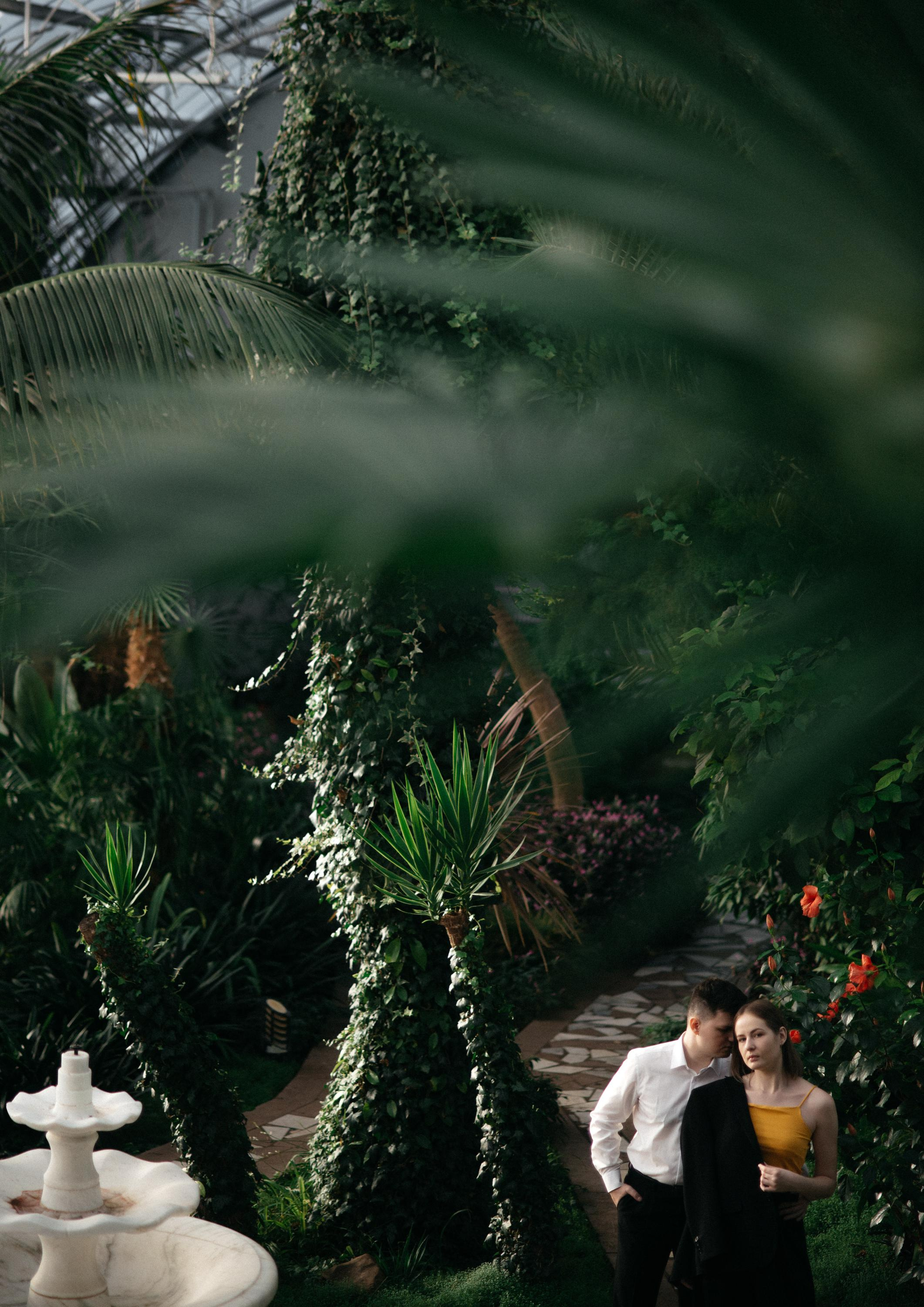 В зимнем саду (Санаторий Металлург). Свадебный фотограф Ижевск Петр Шишков