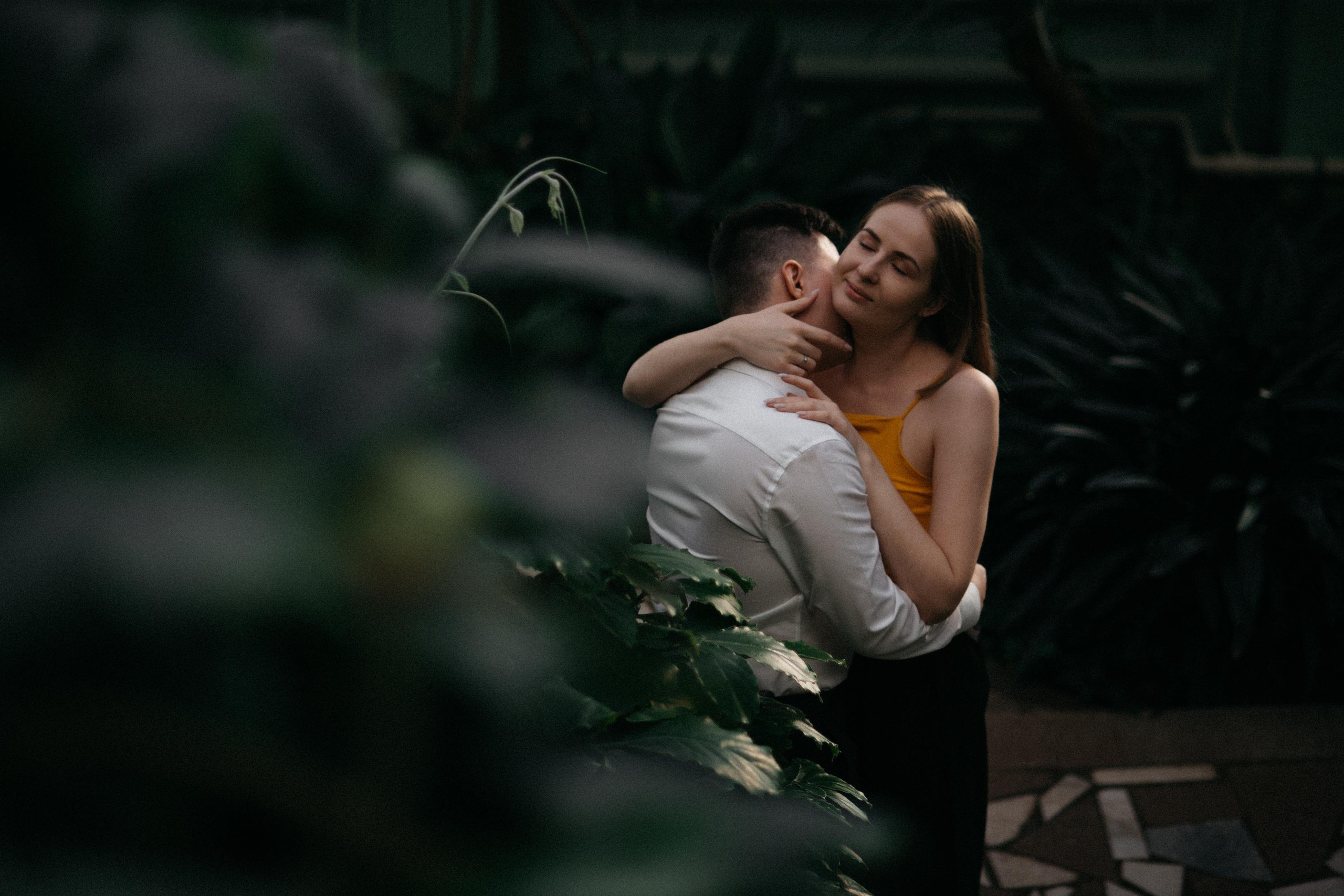 В зимнем саду (Санаторий Металлург). Свадебный фотограф Ижевск Петр Шишков