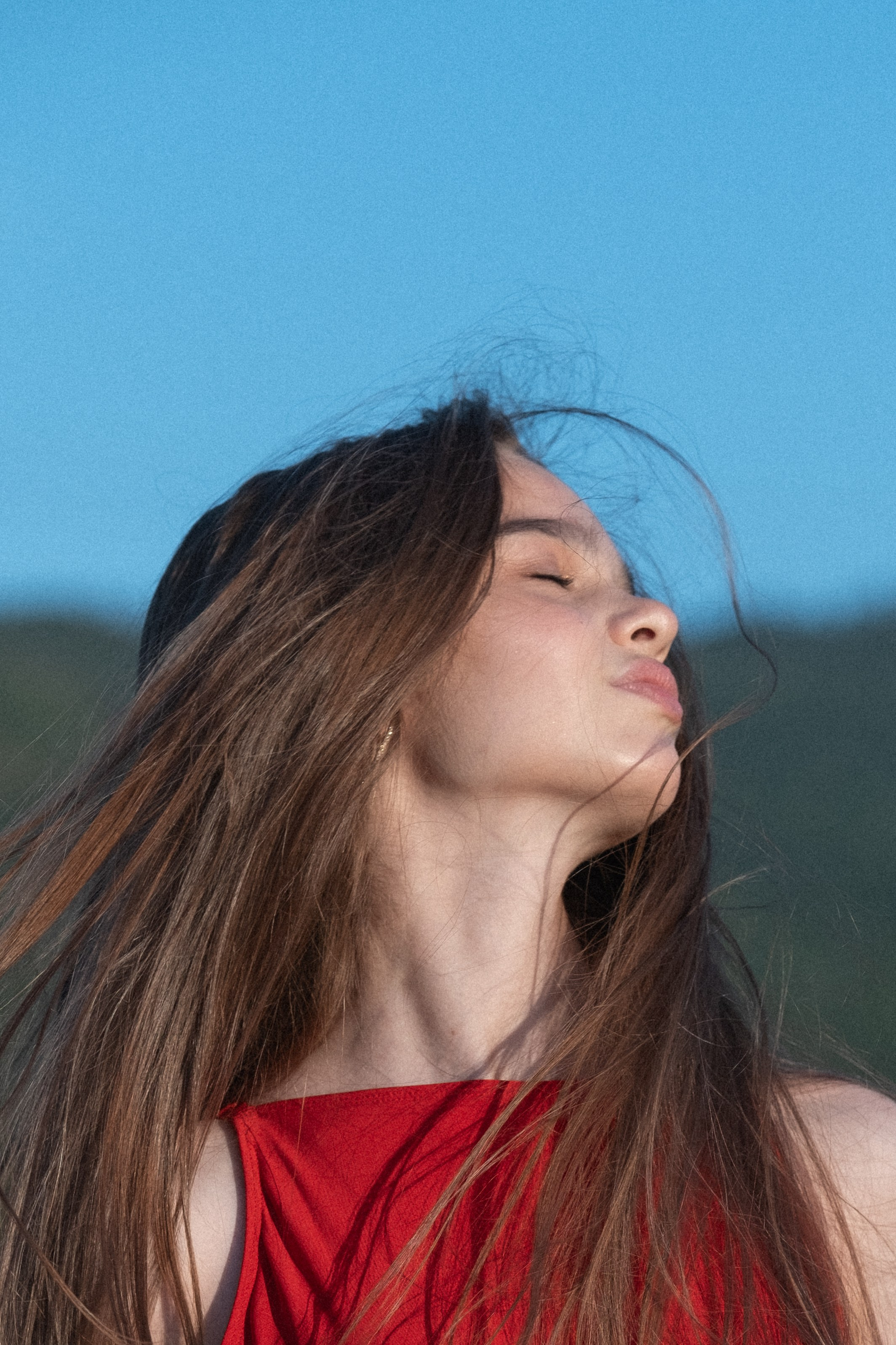 Танец на ветру. Портретный фотограф Анна Камратова. Чита. Помогу Вам создать историю, в которой Вы — главный герой!