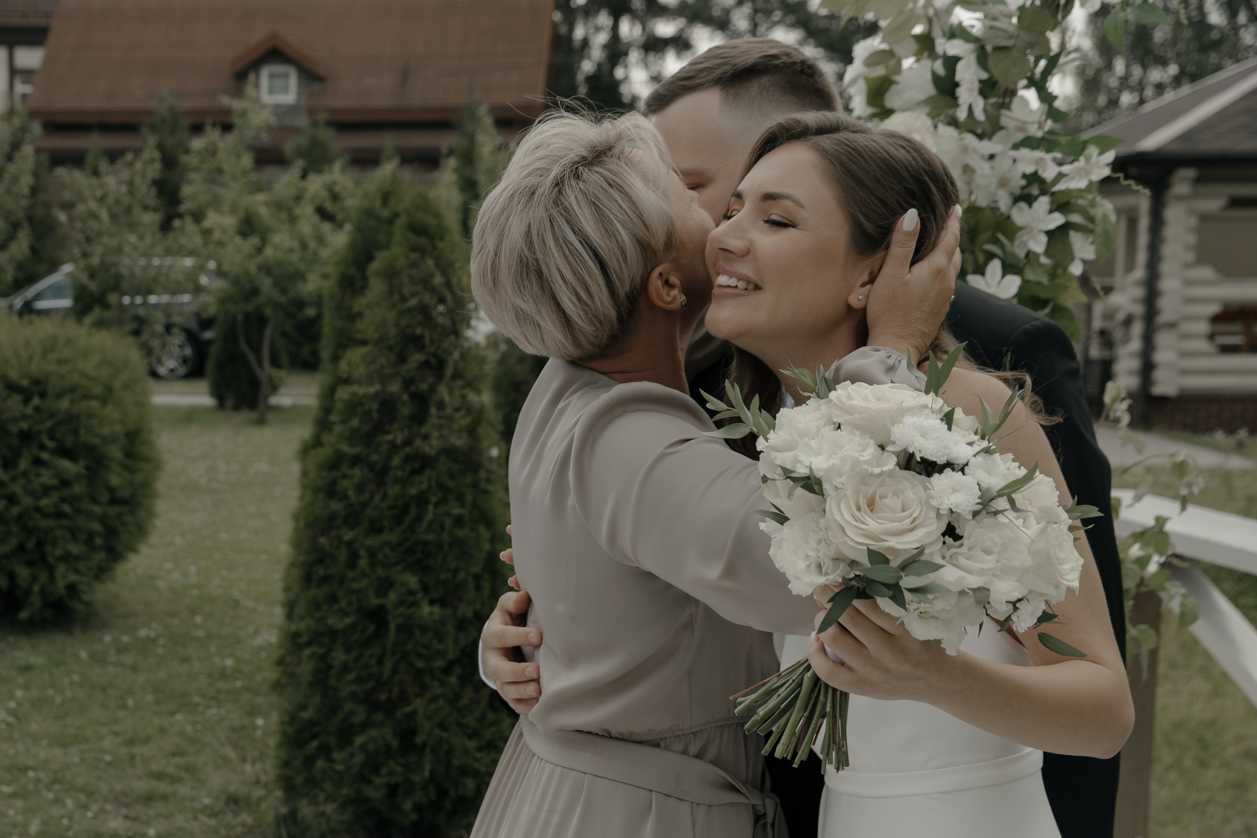 23.07.2024. RETOUCH-HOUSE