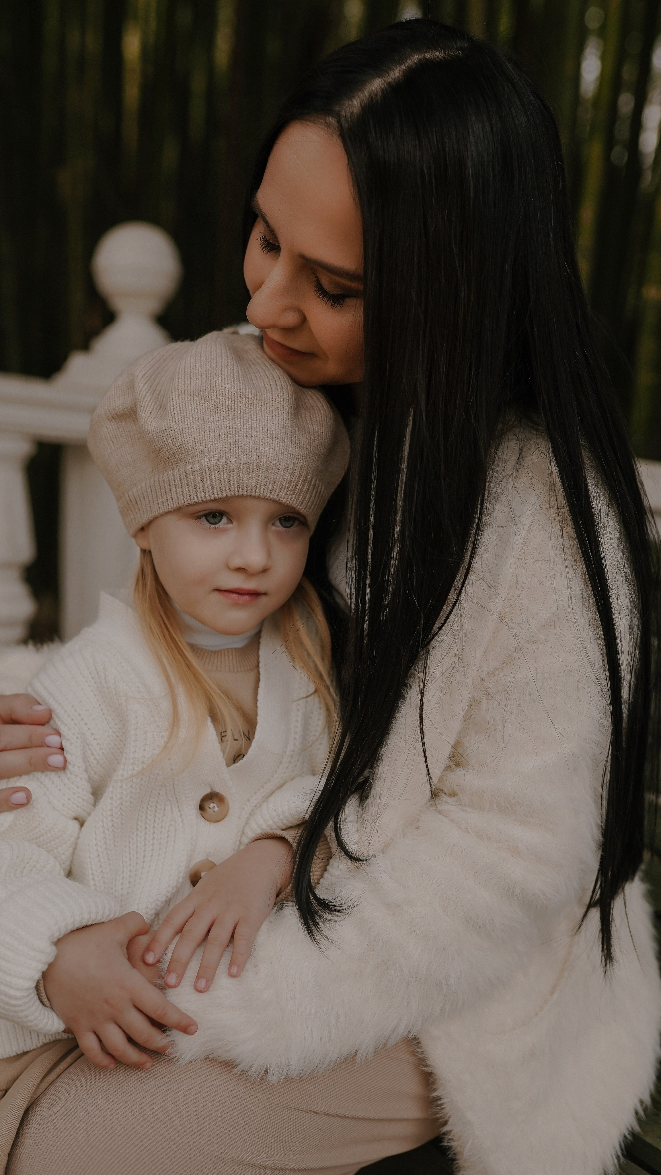 ЦВЕТЕНИЕ. Милана Довгаль - семейный фотограф и видеограф  в Адлере и Сочи