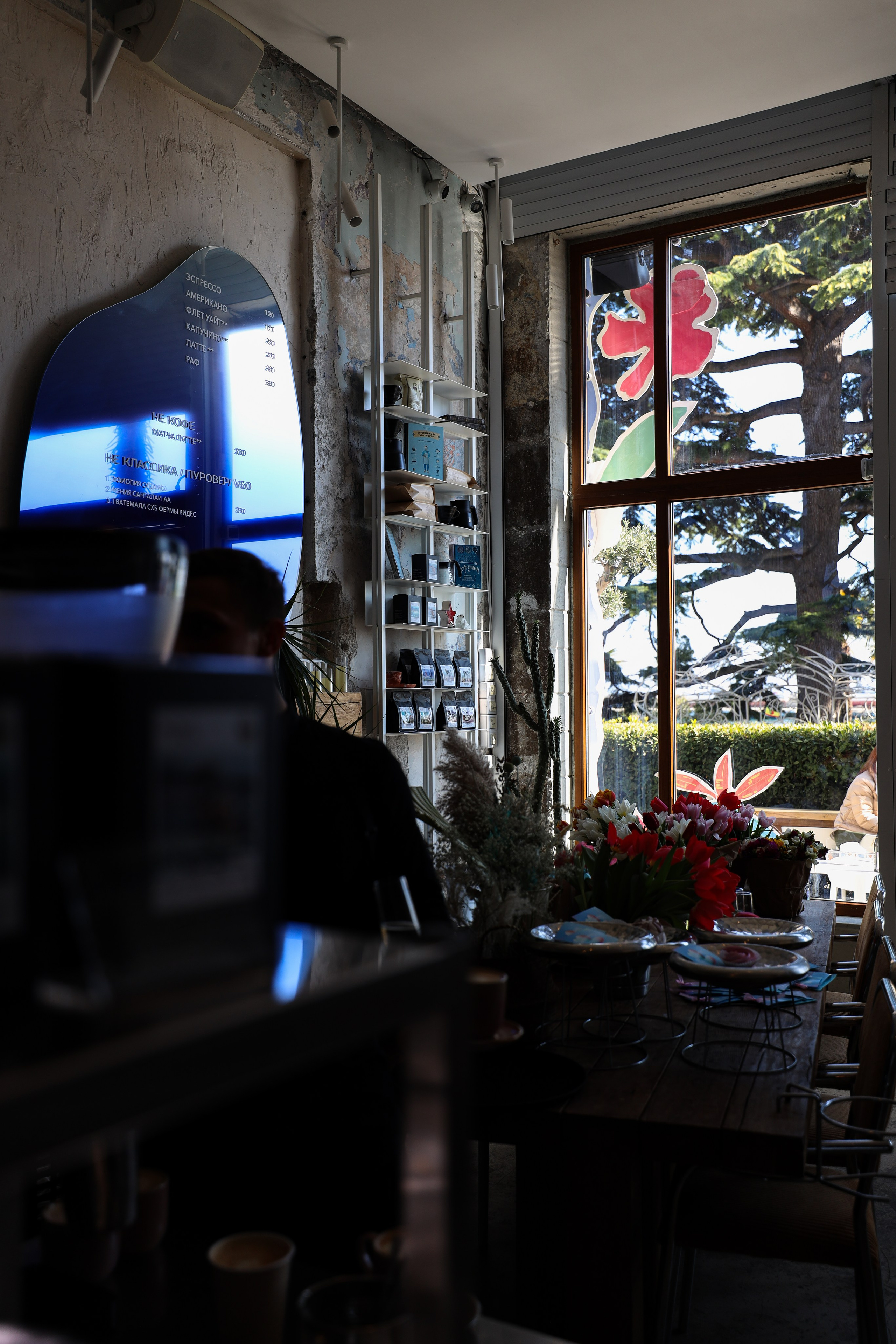 Gastrodvor 8 March. Дженбаз Павел — фотограф в Ялте