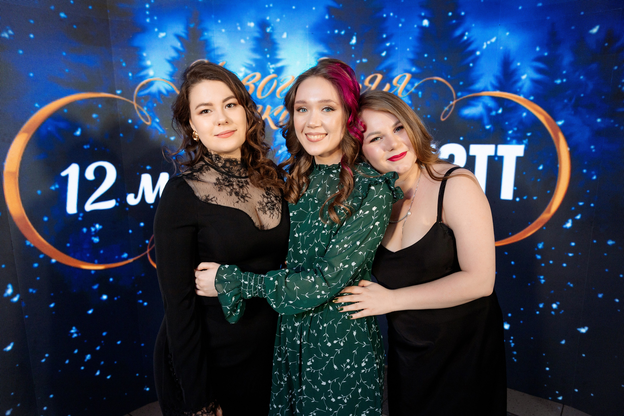 РЕПОРТАЖ: НОВЫЙ ГОД В ДК МЕТАЛЛУРГ. Профессиональный фотограф в Ижевске Леша Петров