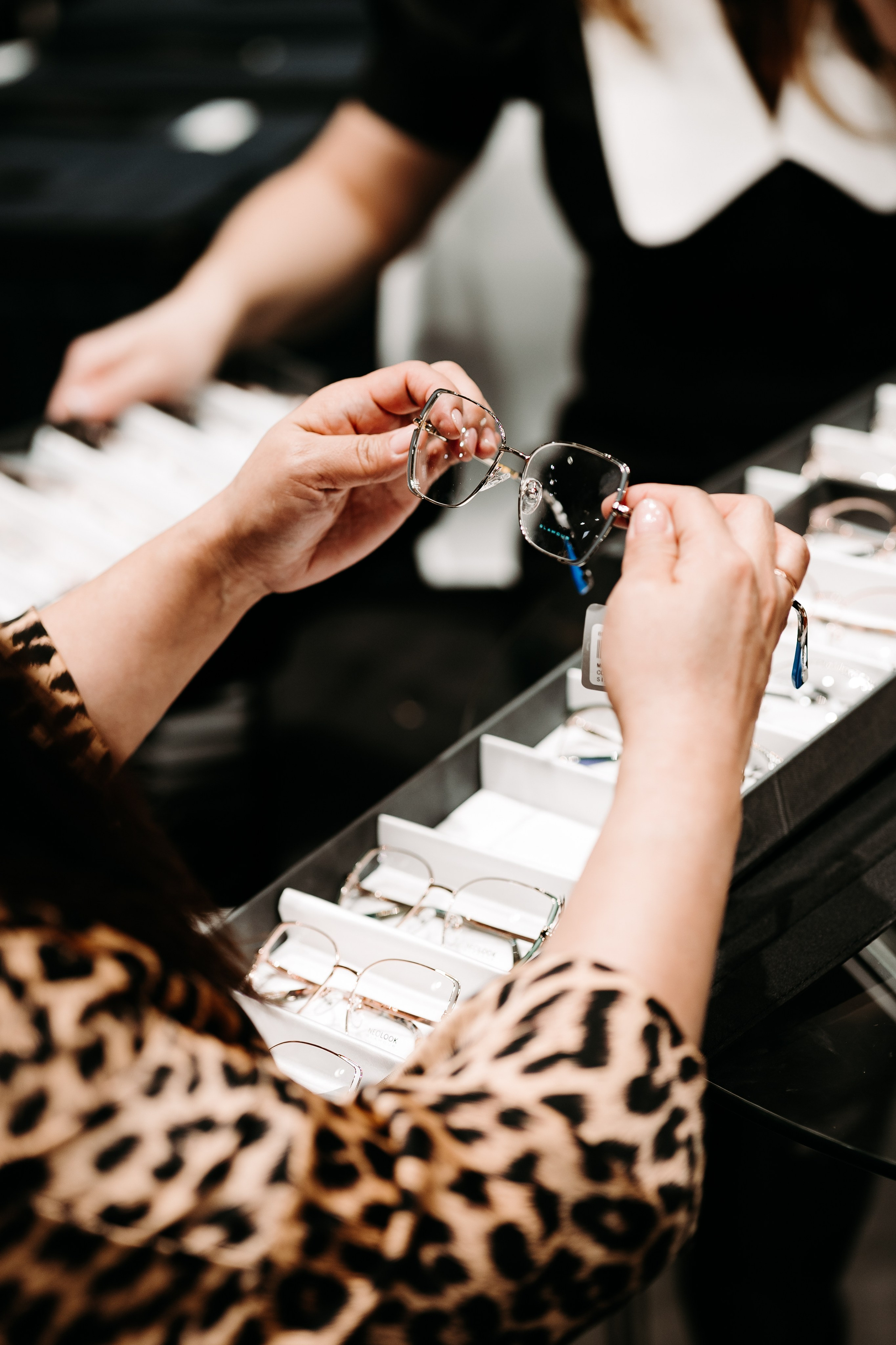 Оптическая_выставка. Репортажный и свадебный фотограф в Москве Рая Небогатова