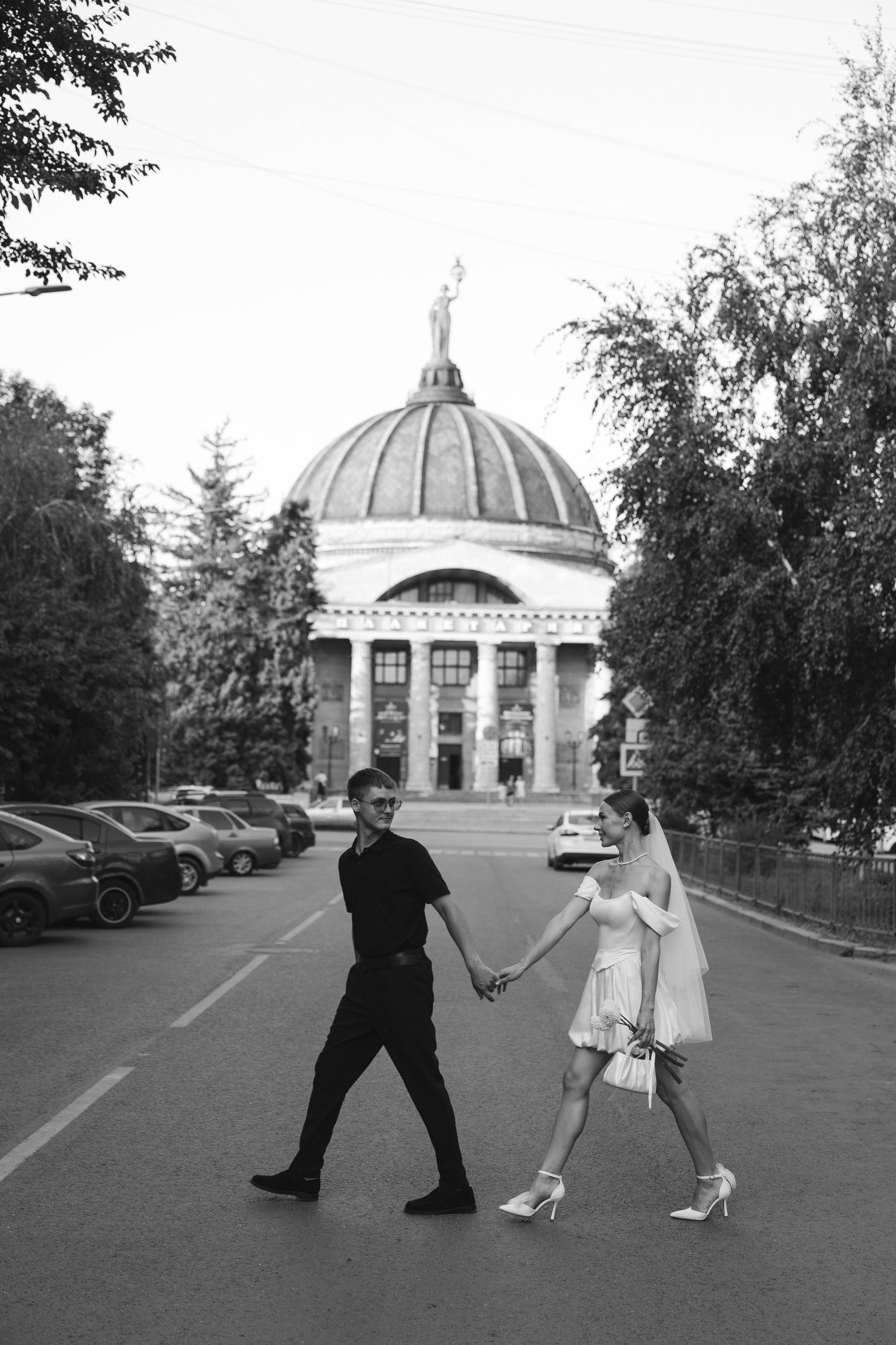 Татьяна, Вячеслав (Прогулка после ЗАГСа). Фотограф в Волгограде Кристина Прохоренко