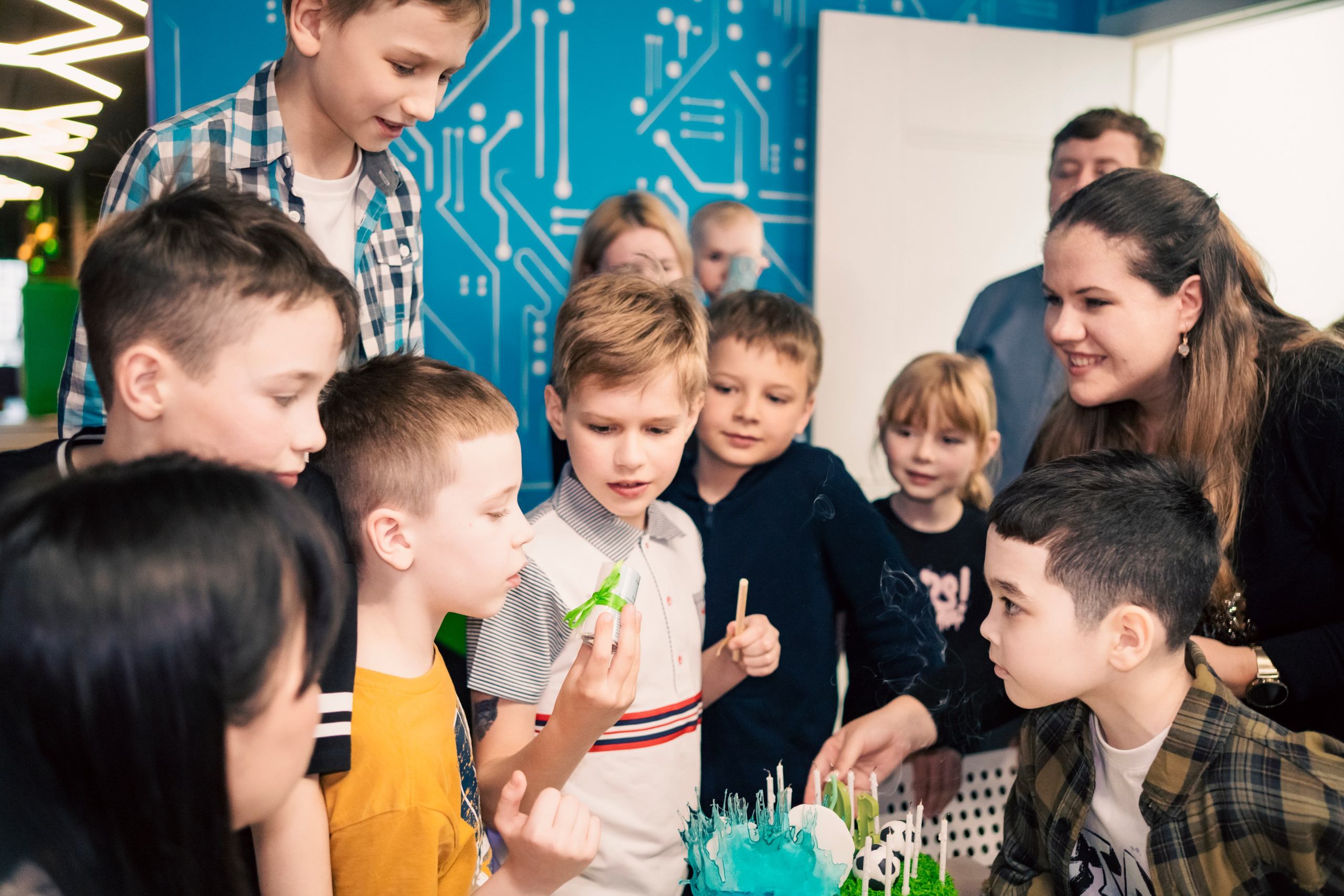 VR April-May. Felixtones