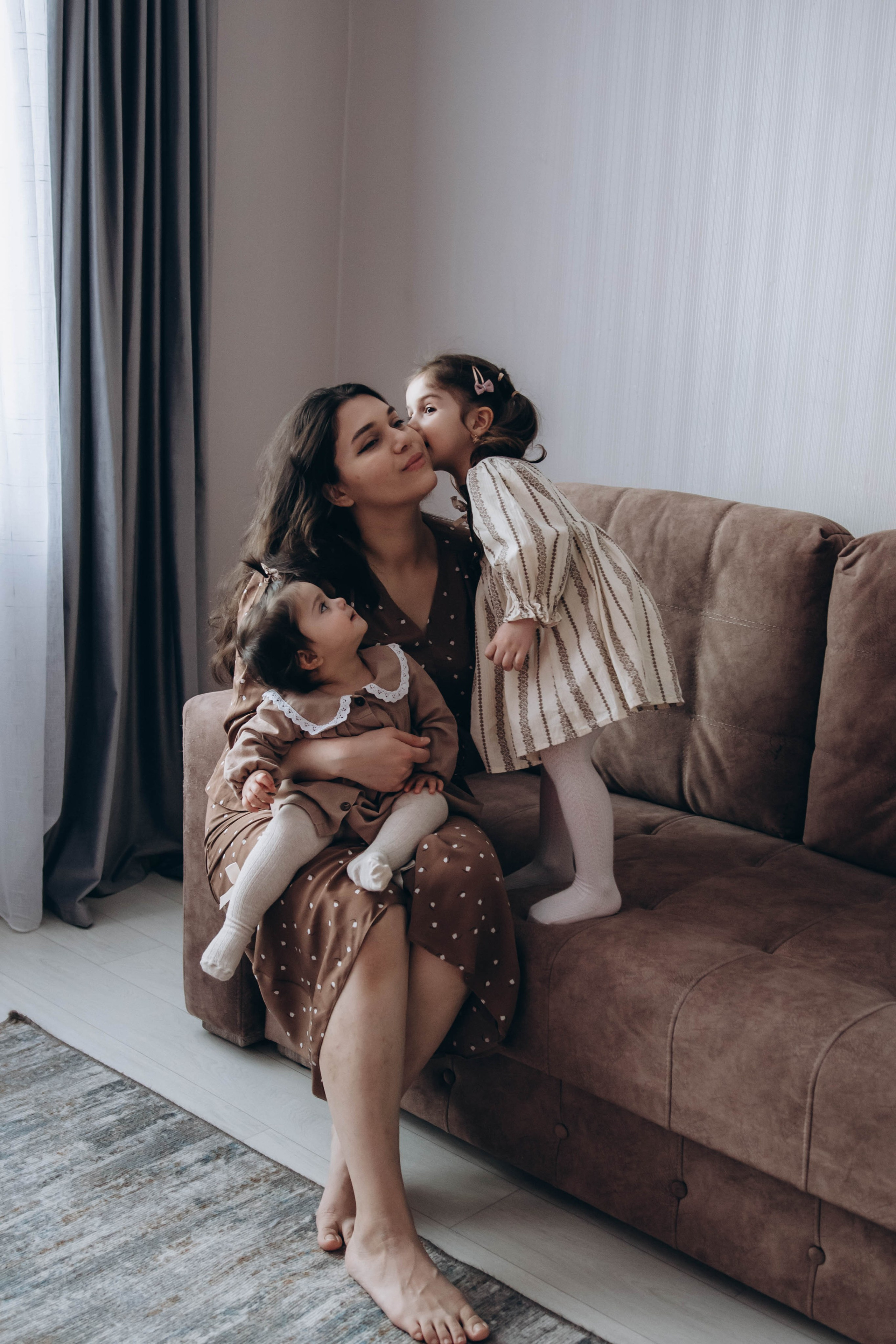 Дженнет с дочками)