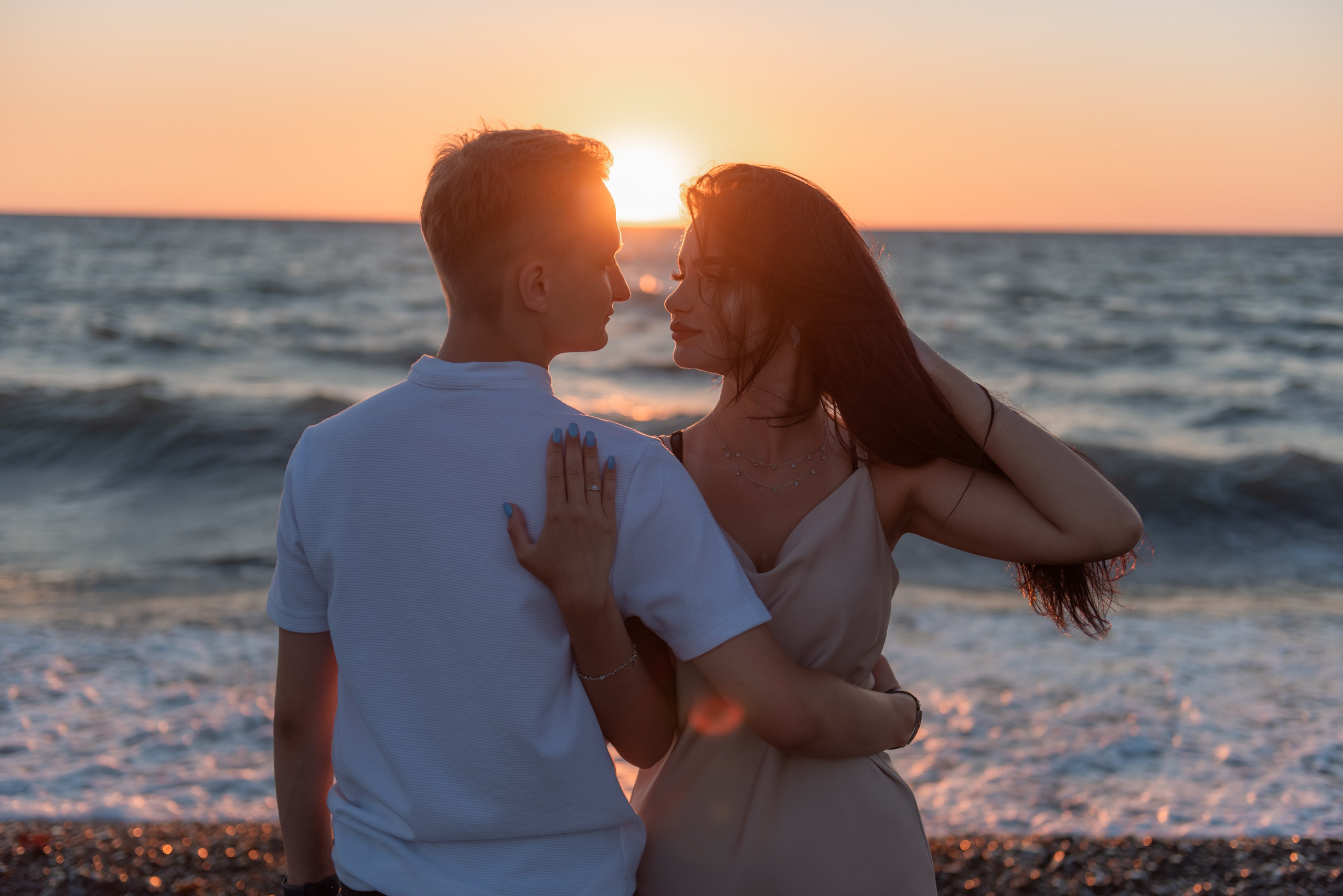 Съемка LOVEStory на берегу Черного моря Сочи. Семейный и коммерческий фотограф в Сочи Александр Бодунов