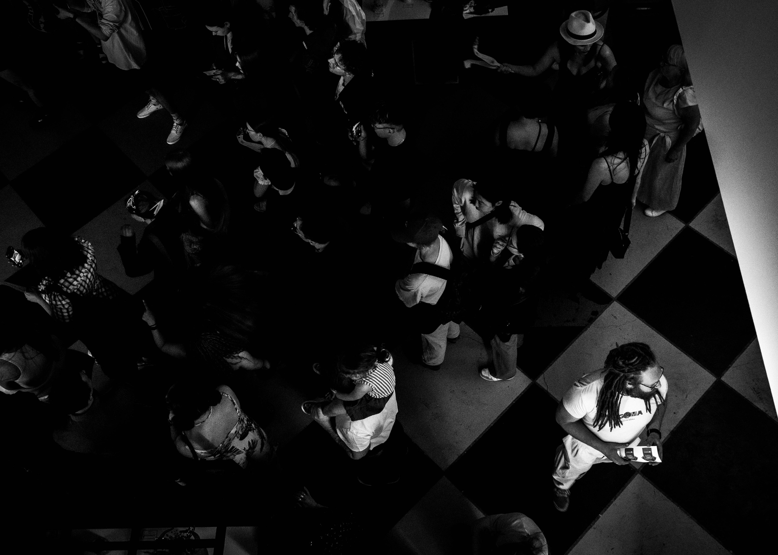 Выставка Сенсивити. Кир Анисин. Режиссер & фотограф