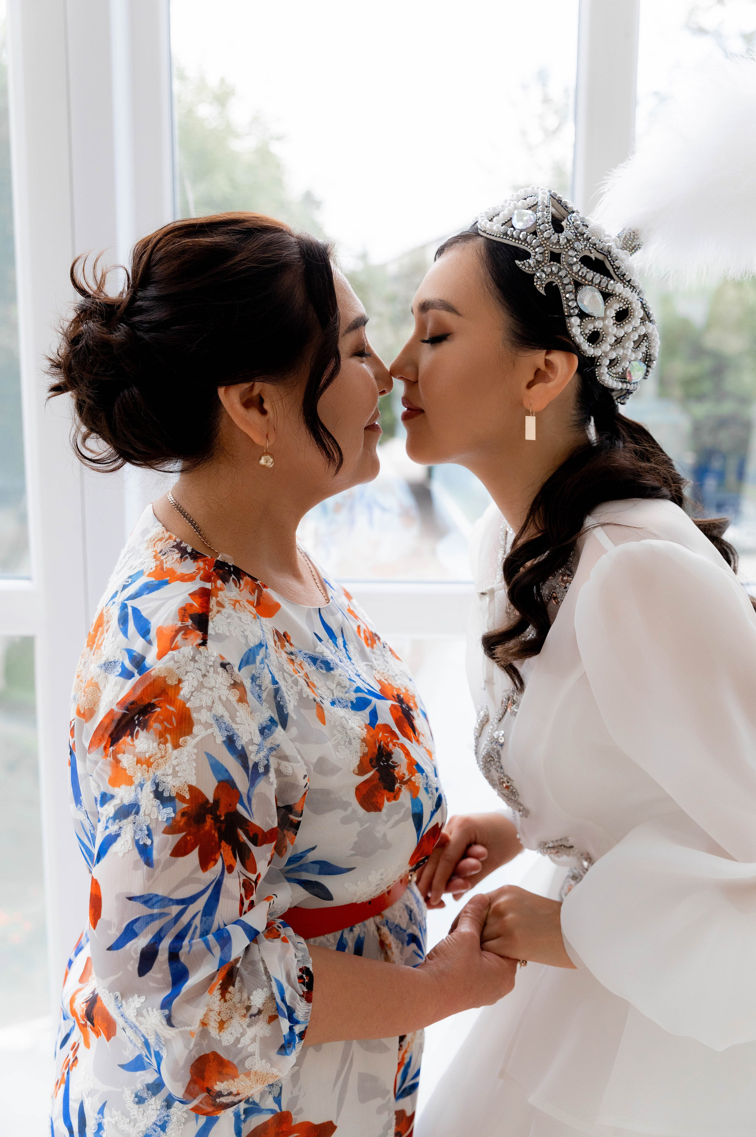 Фариза Узату в ресторане Приз — Рудный