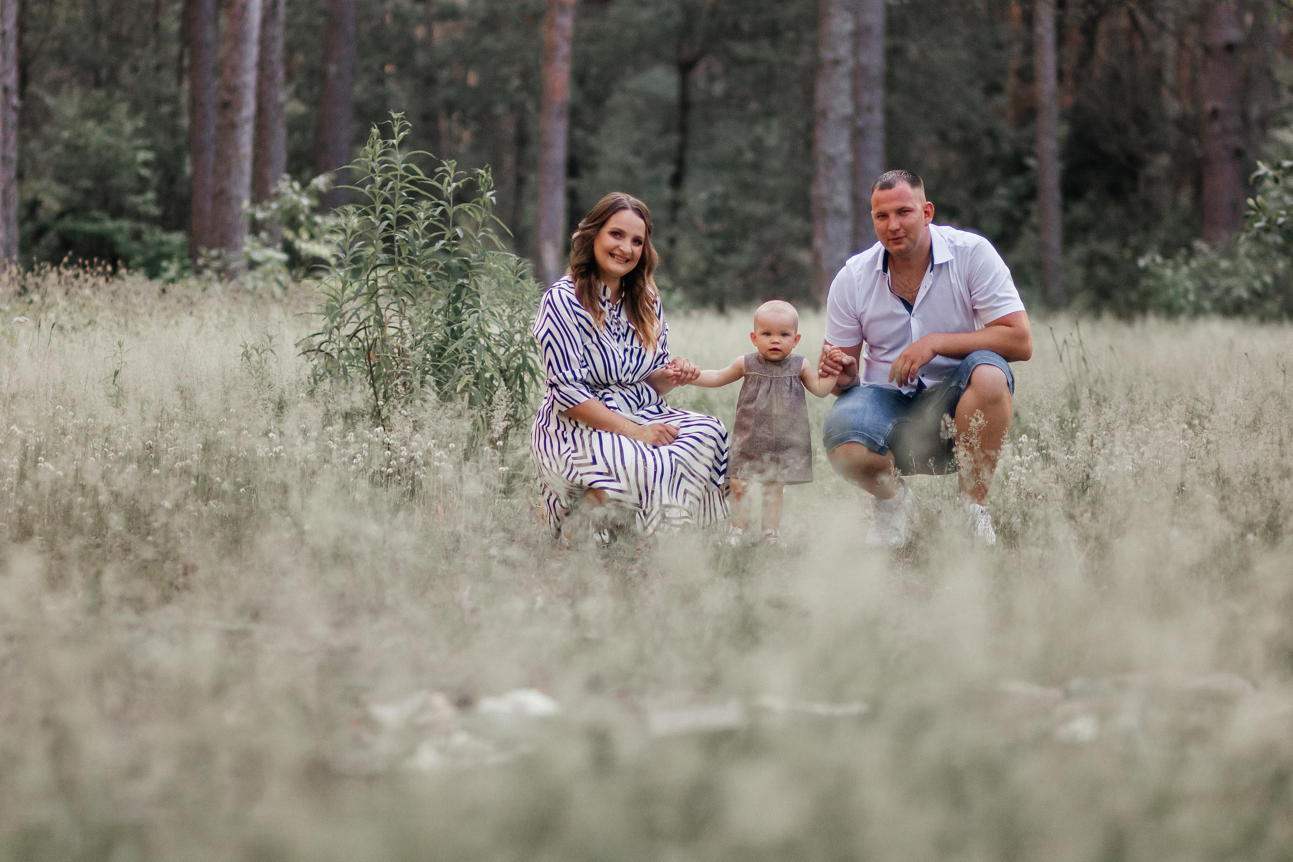 Виктория, мама Мария и папа Александр. Фотограф Солигорск