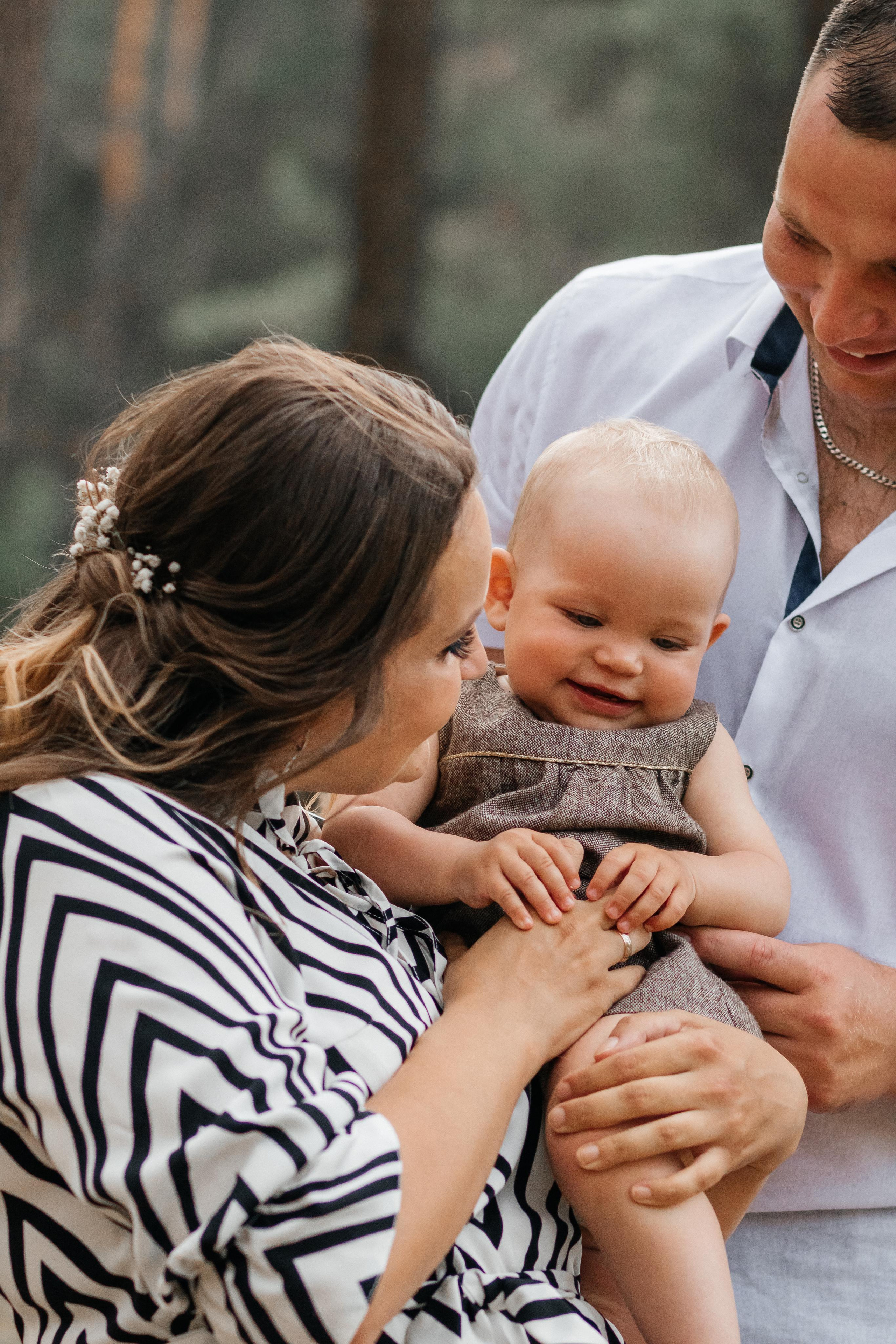 Виктория, мама Мария и папа Александр. Фотограф Солигорск