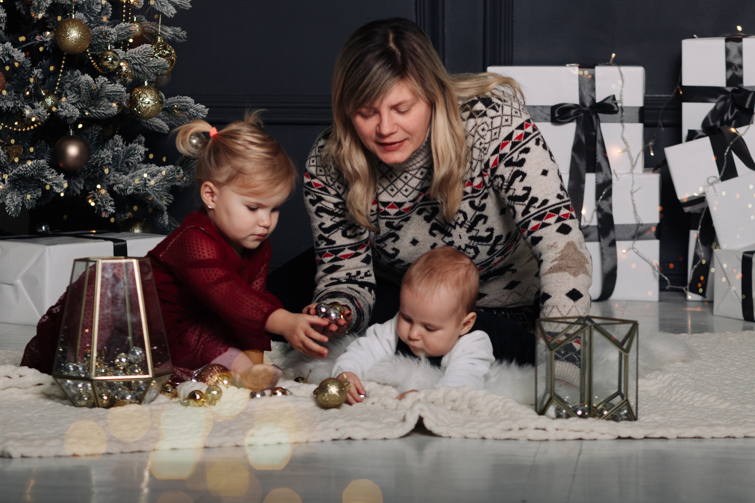 Алексей, Юлия, Дашка и Ромка. Фотограф Солигорск