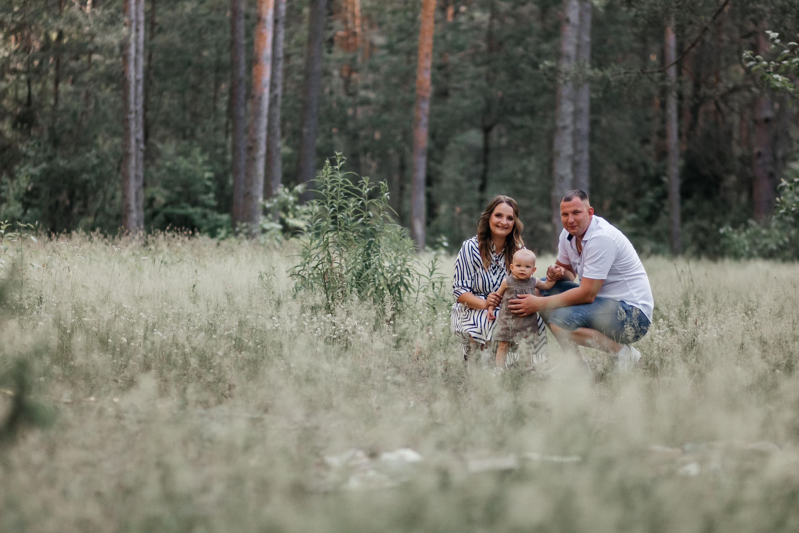 Виктория, мама Мария и папа Александр. Фотограф Солигорск
