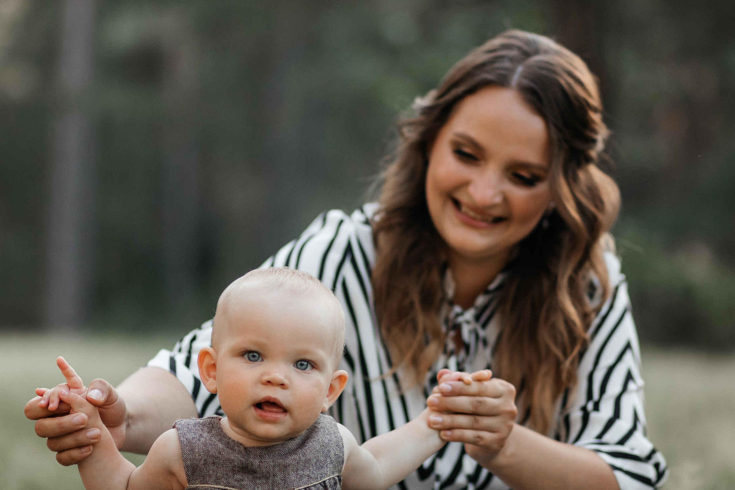 Виктория, мама Мария и папа Александр. Фотограф Солигорск