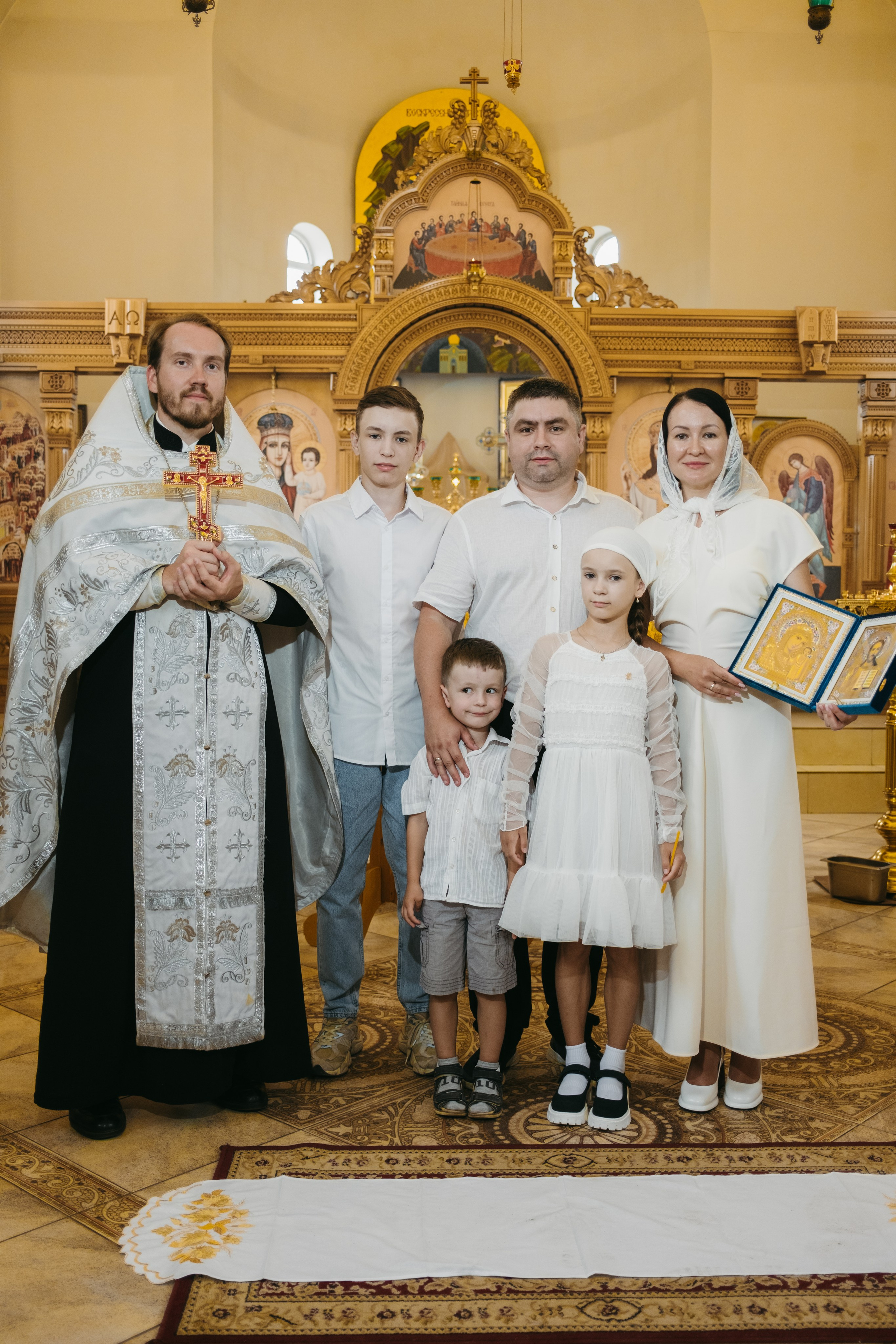 Венчание Никита и Наталья. Свадебный и репортажной фотограф Денис Ожигин в Краснодаре и Краснодарском крае