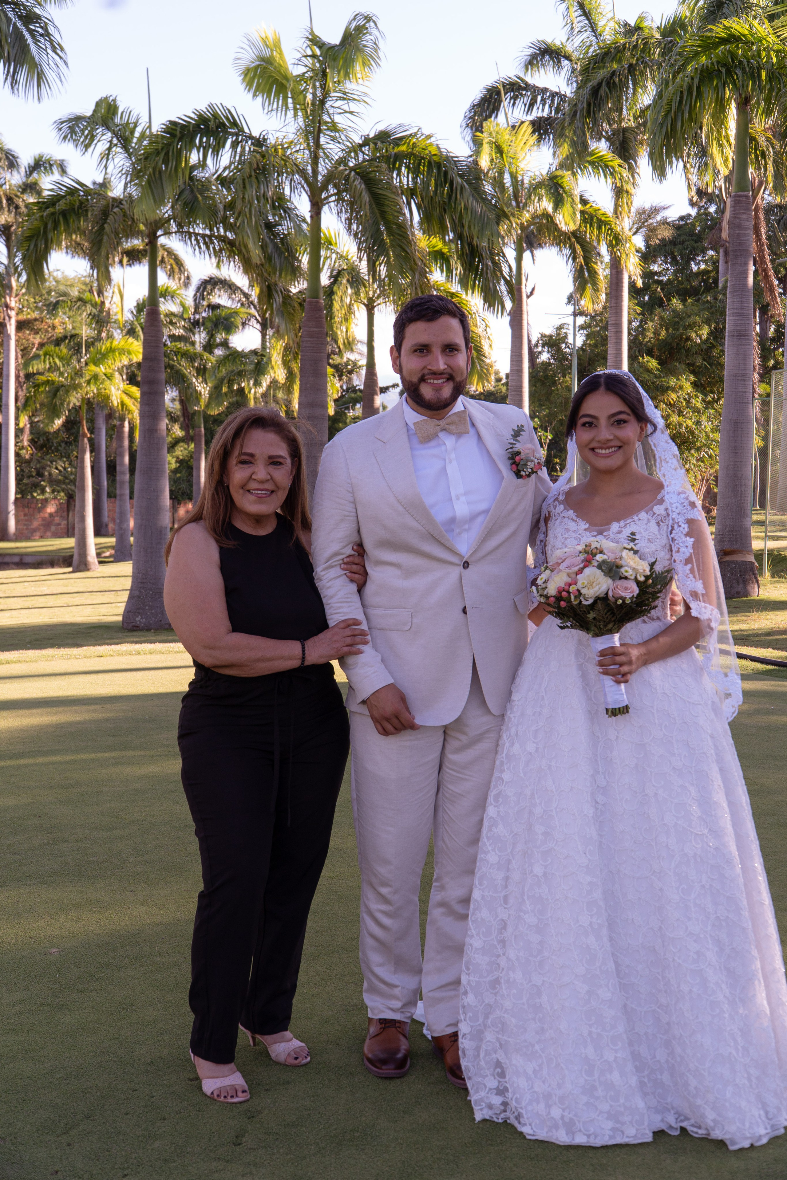 Carola & Gerson. Wedding Photographer in Barcelona and Medellin