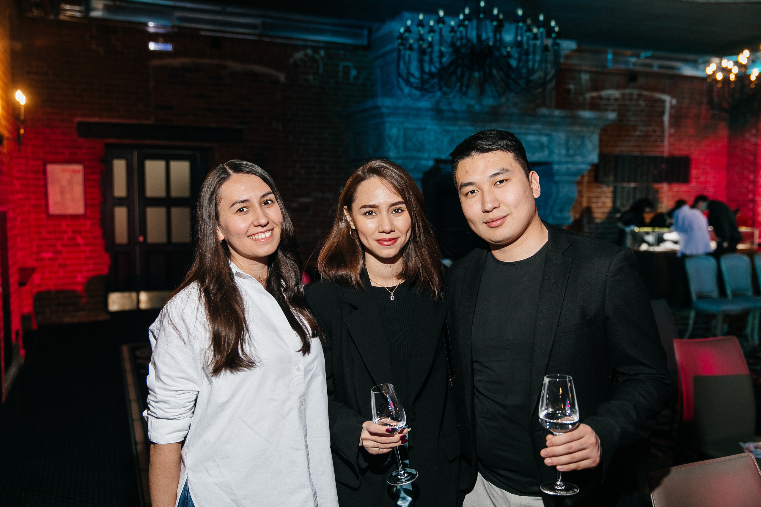 COSMIC MAGIC ДЕНЬ-X. Душевный фотограф Ваших самых ярких событий Марина Погребняк