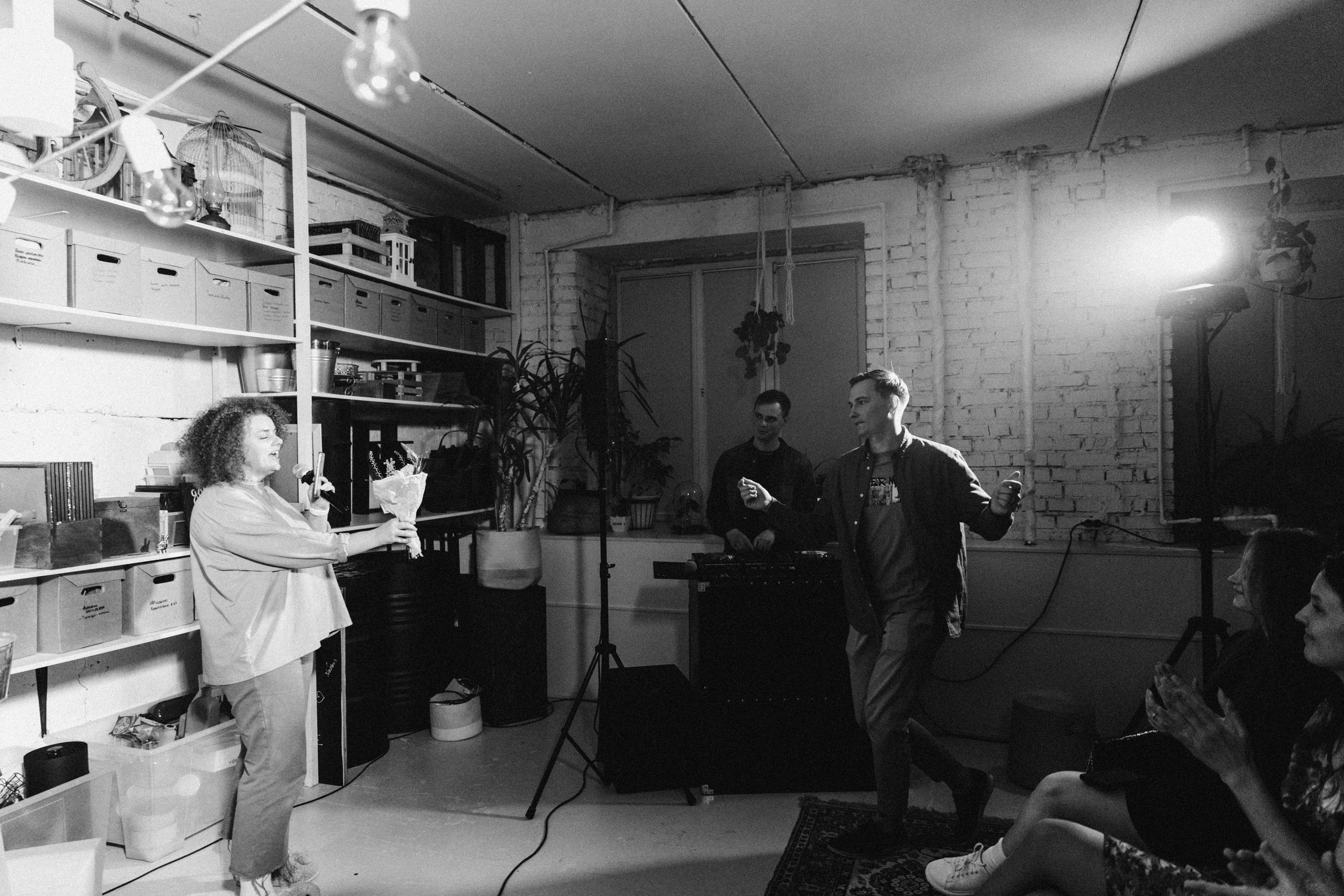 Открытый микрофон в Пространстве «Кудри и цветы». Душевный фотограф Ваших самых ярких событий Марина Погребняк