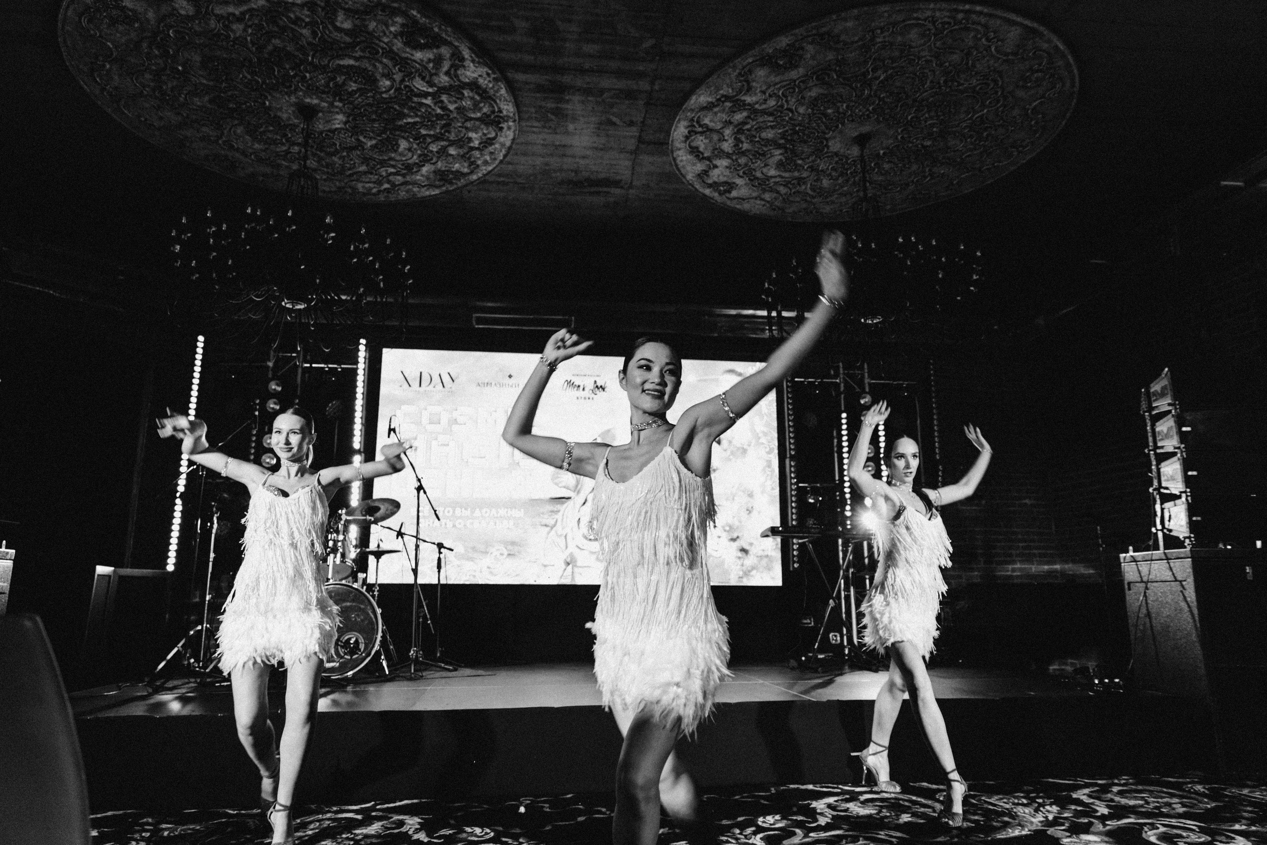 COSMIC MAGIC ДЕНЬ-X. Душевный фотограф Ваших самых ярких событий Марина Погребняк