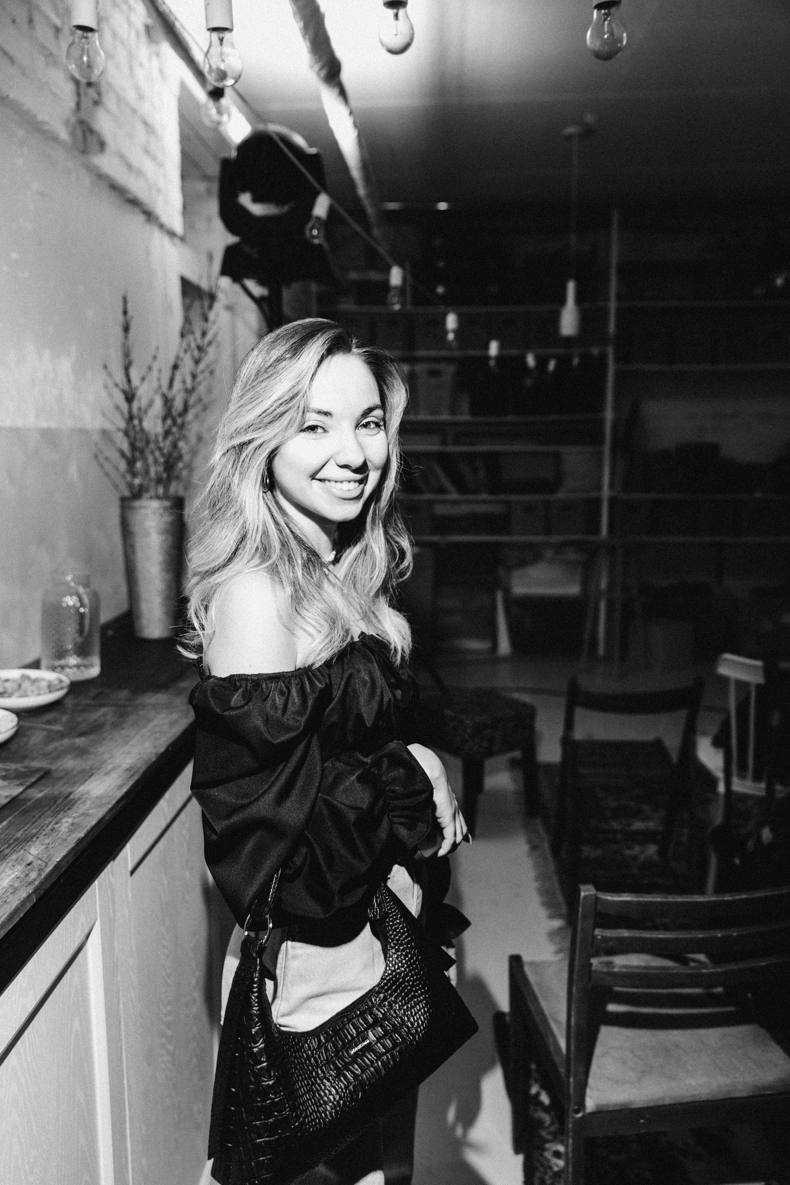 Открытый микрофон в Пространстве «Кудри и цветы». Душевный фотограф Ваших самых ярких событий Марина Погребняк