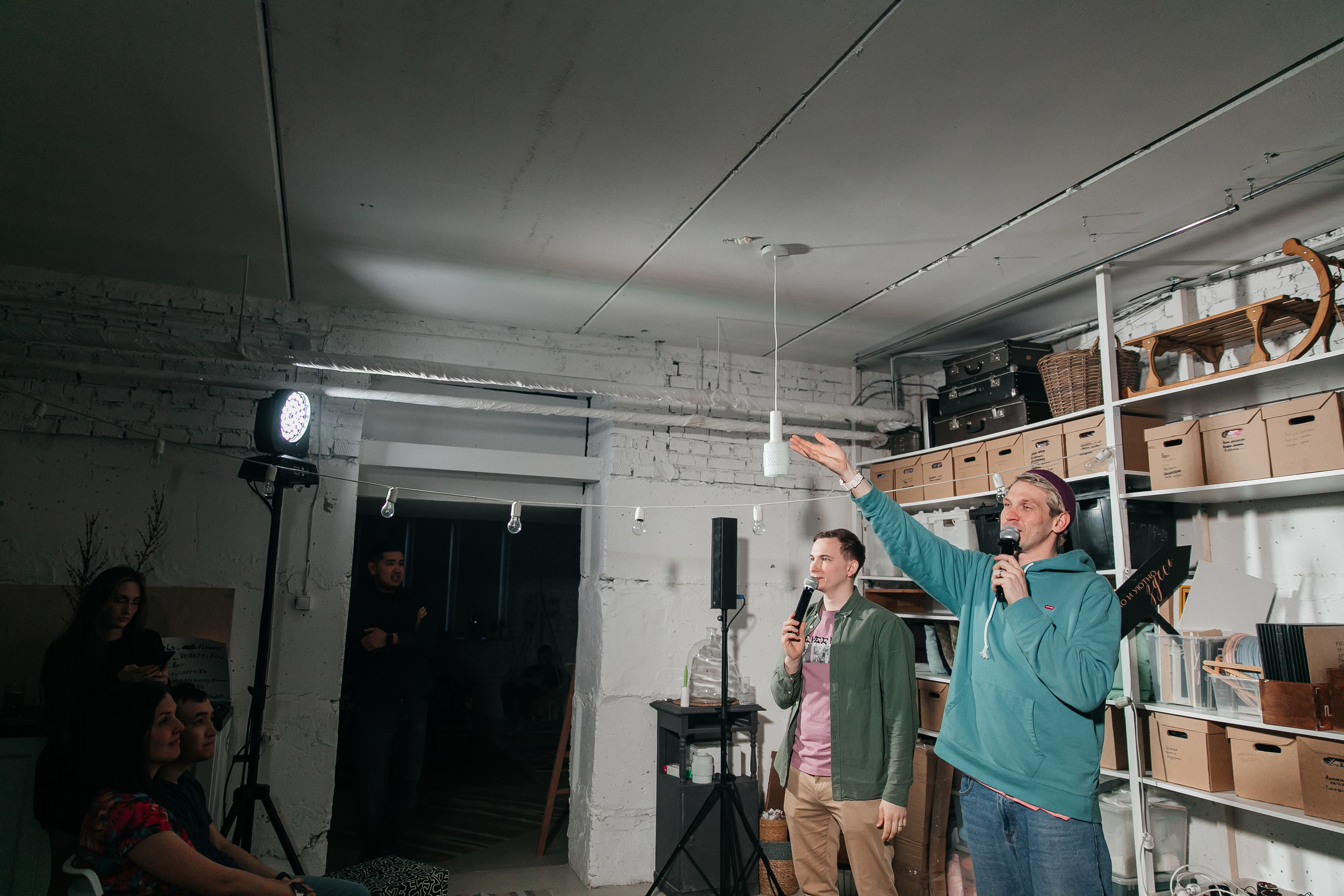 Открытый микрофон в Пространстве «Кудри и цветы». Душевный фотограф Ваших самых ярких событий Марина Погребняк