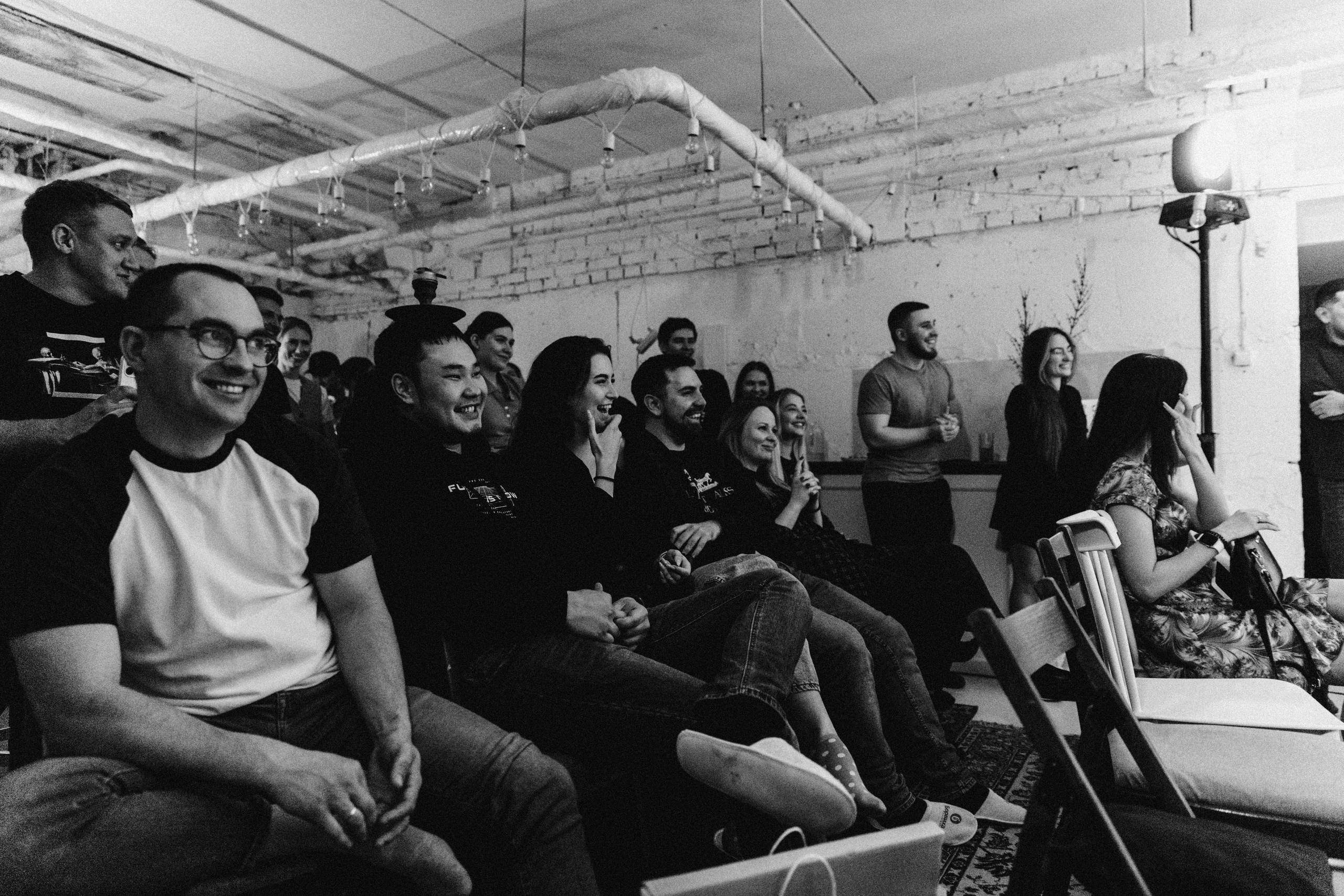 Открытый микрофон в Пространстве «Кудри и цветы». Душевный фотограф Ваших самых ярких событий Марина Погребняк