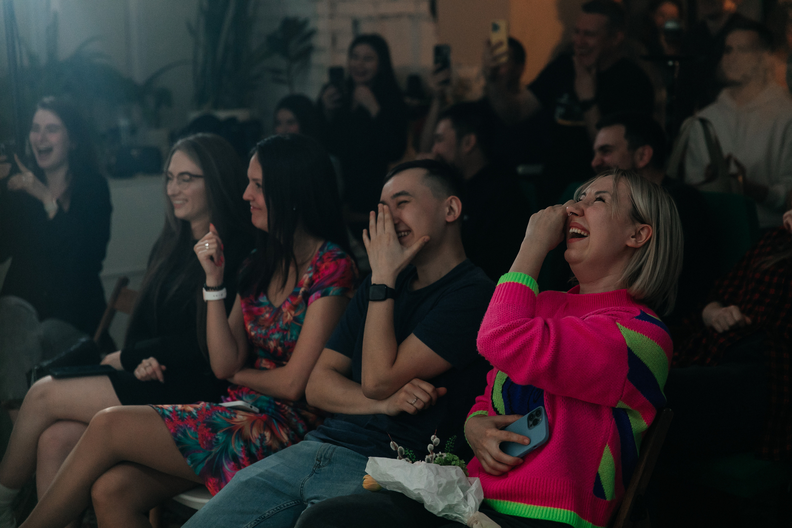 Открытый микрофон в Пространстве «Кудри и цветы». Душевный фотограф Ваших самых ярких событий Марина Погребняк