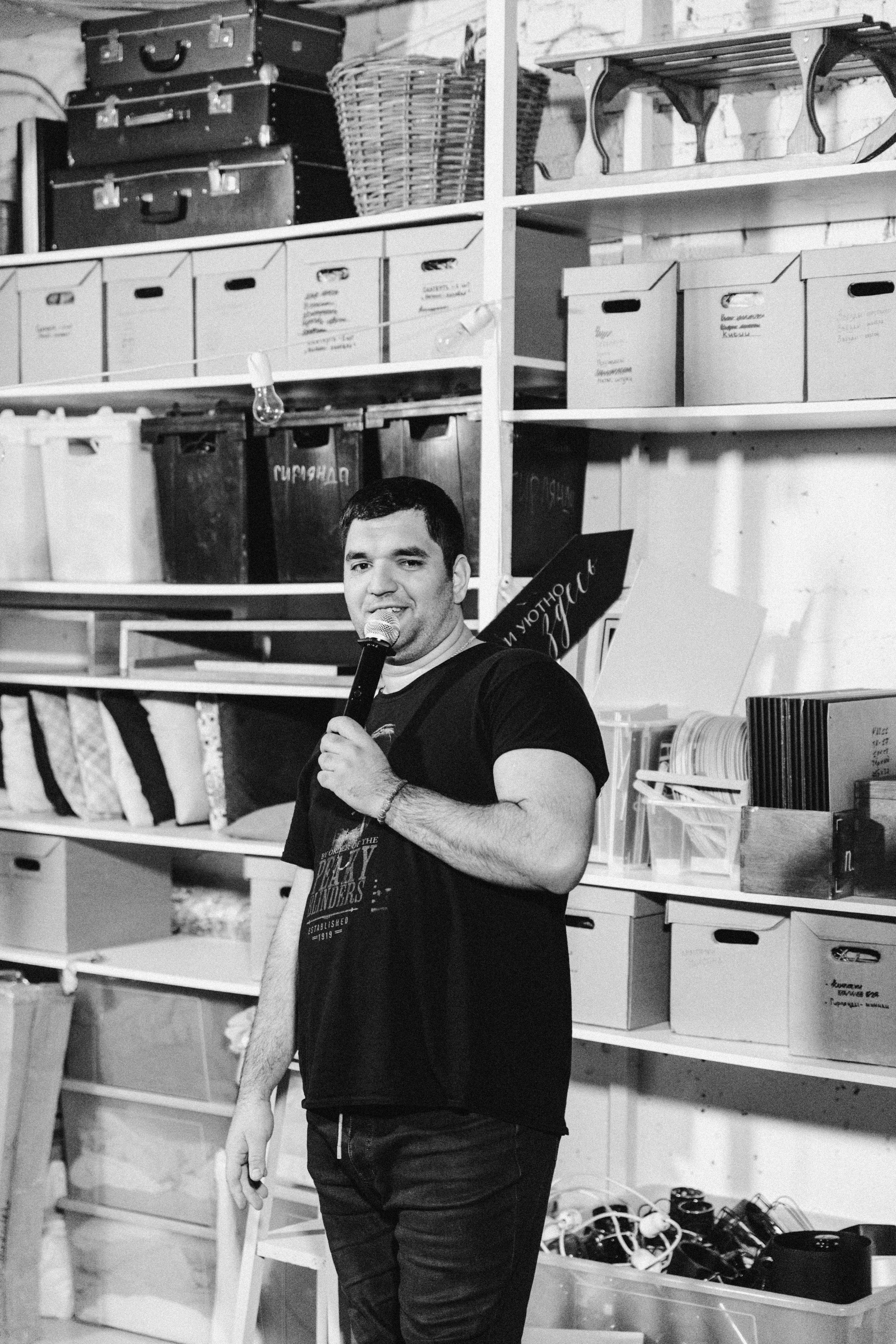 Открытый микрофон в Пространстве «Кудри и цветы». Душевный фотограф Ваших самых ярких событий Марина Погребняк