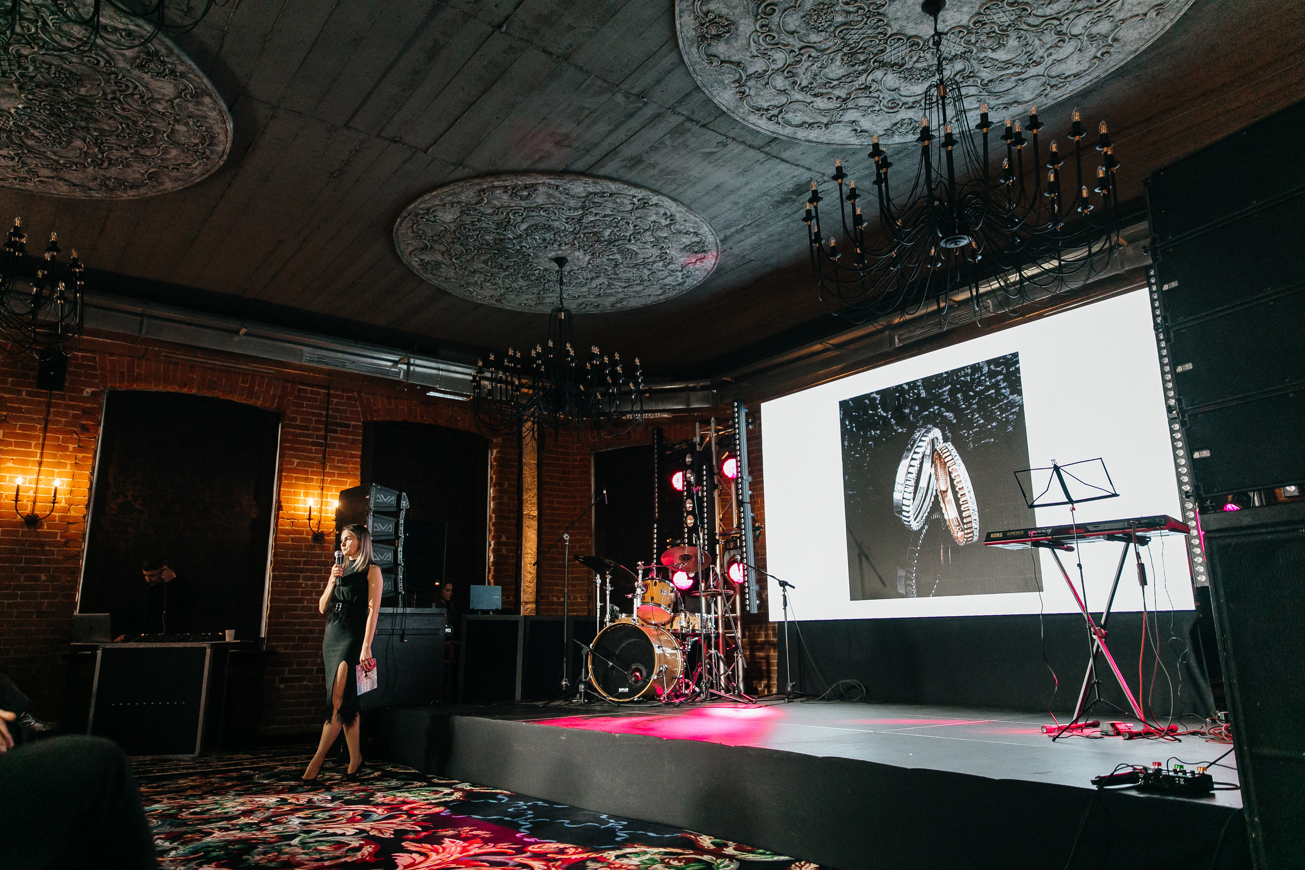 COSMIC MAGIC ДЕНЬ-X. Душевный фотограф Ваших самых ярких событий Марина Погребняк