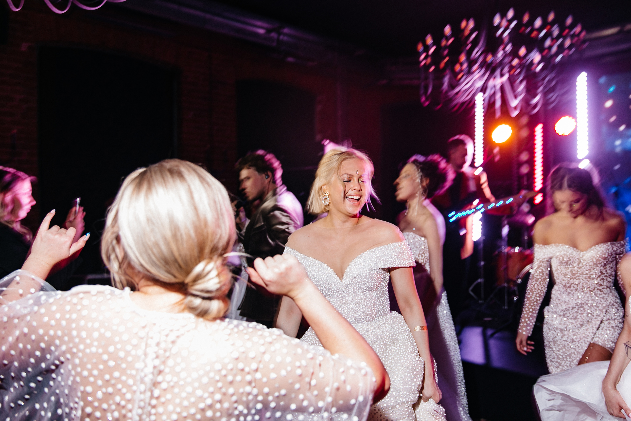 COSMIC MAGIC ДЕНЬ-X. Душевный фотограф Ваших самых ярких событий Марина Погребняк