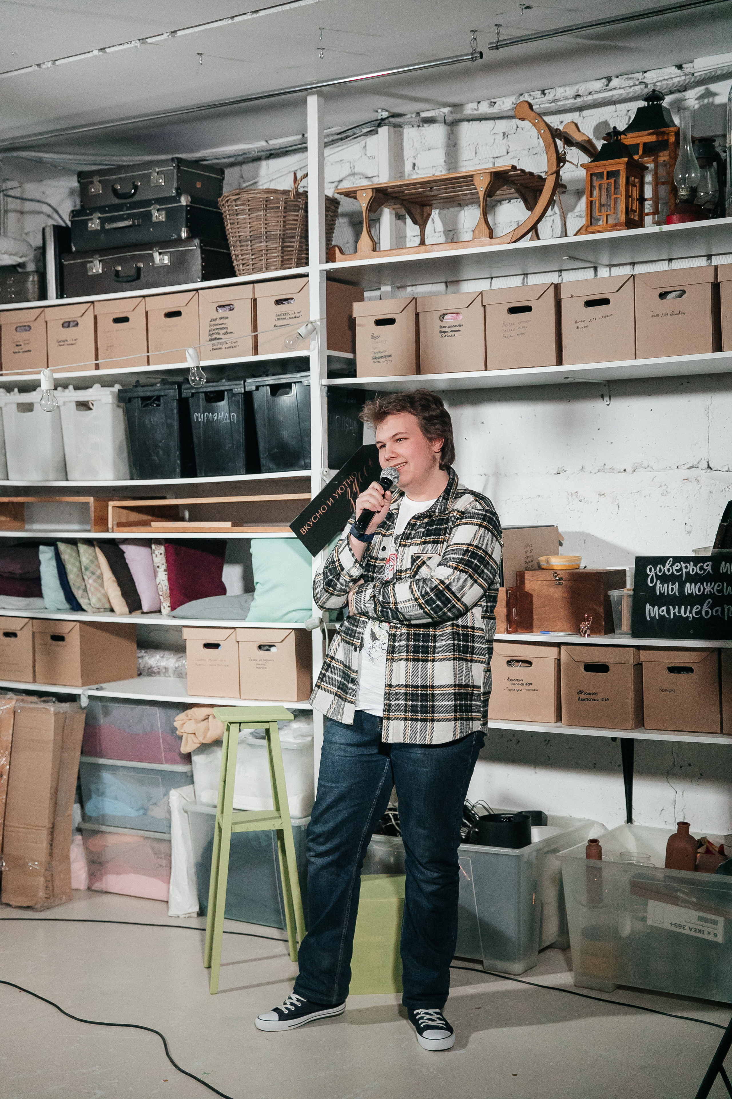 Открытый микрофон в Пространстве «Кудри и цветы». Душевный фотограф Ваших самых ярких событий Марина Погребняк